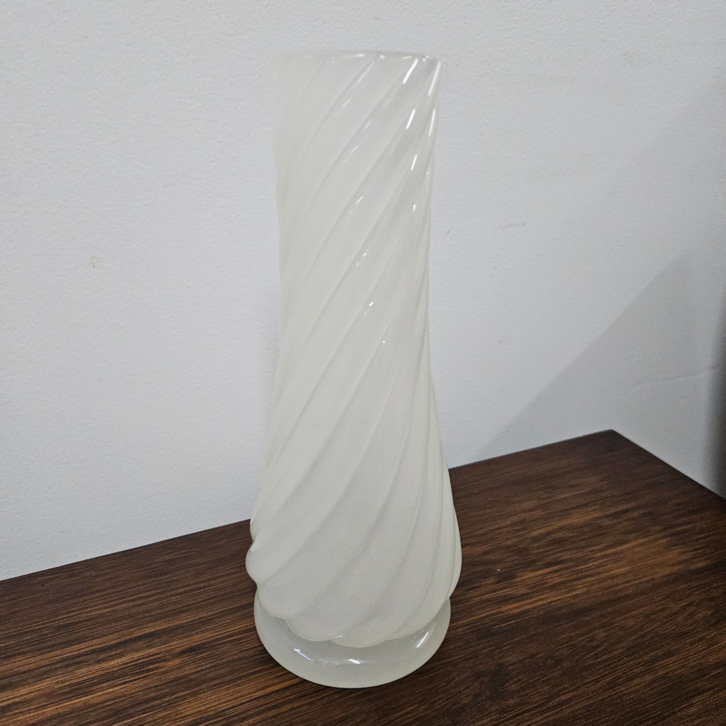 Attractive Vintage Opaline Italian Swirled Glass Vase