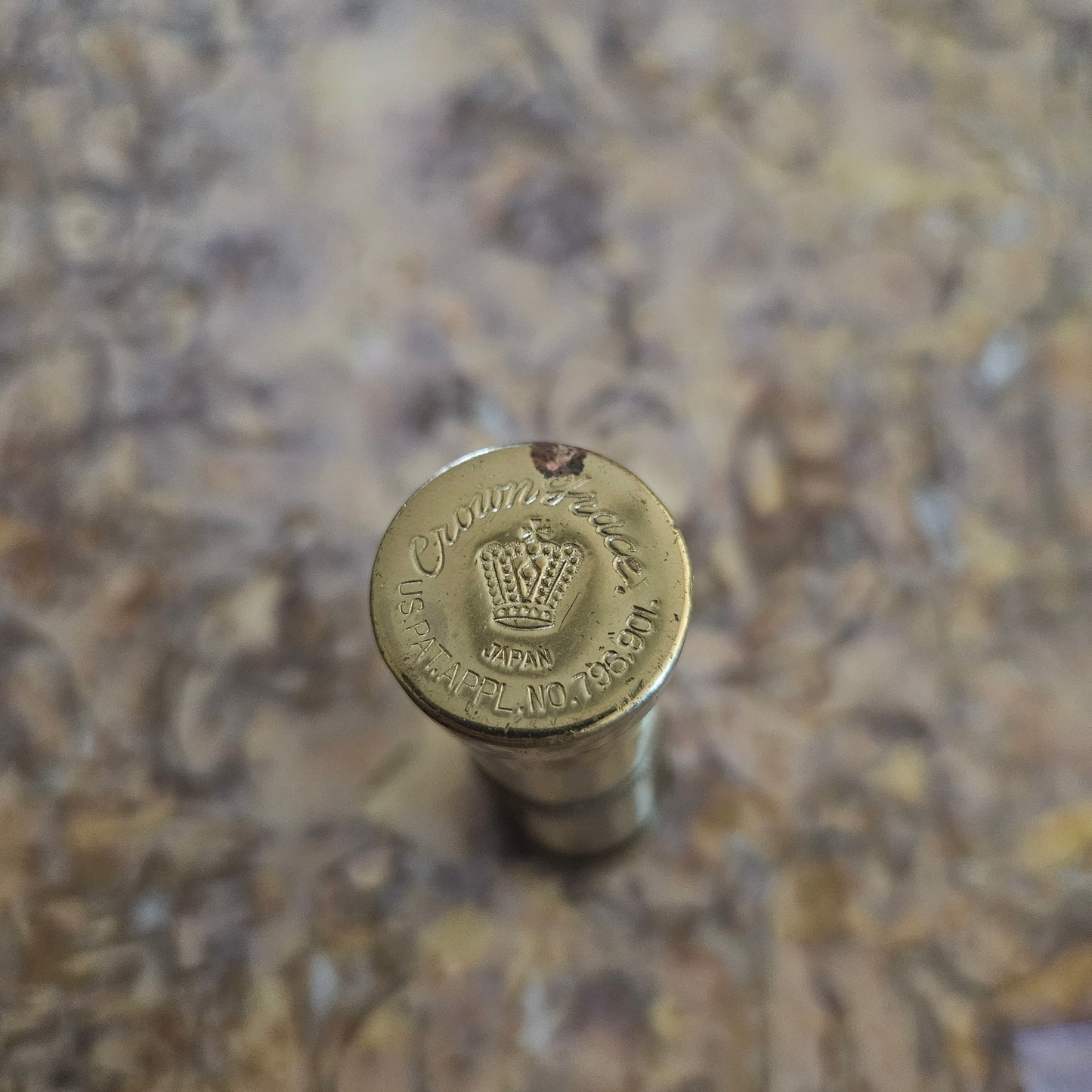 Vintage Ladies Squeeze Automatic Petrol Lighter. Advertising "Griffin Shoes".