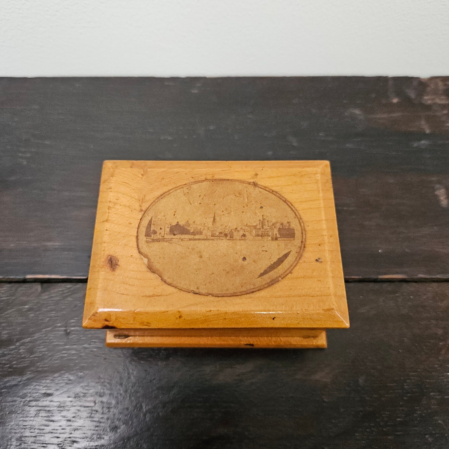 Mauchline Ware Lidded Wooden Trinket Box