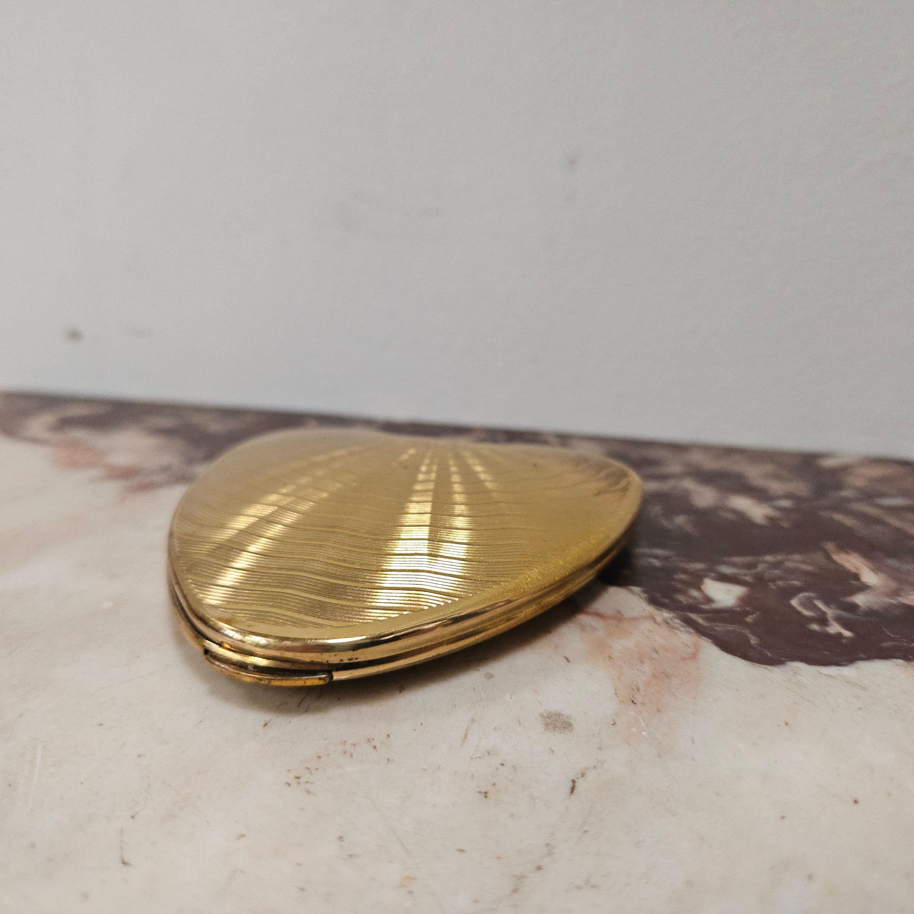"Cherie" Kigu Heart Shaped Compact. | Antique & Vintage | Moonee Ponds Antiques | Australia Wide Delivery