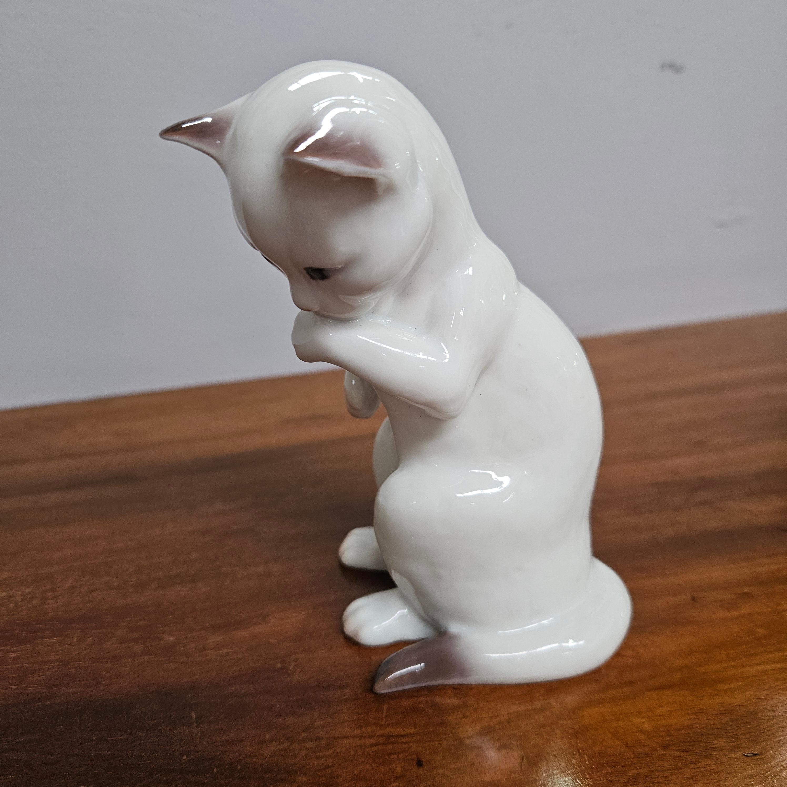 Vintage Bing & Grondahl Cat Figure Signed | Antique & Vintage | Moonee Ponds Antiques | Australia Wide