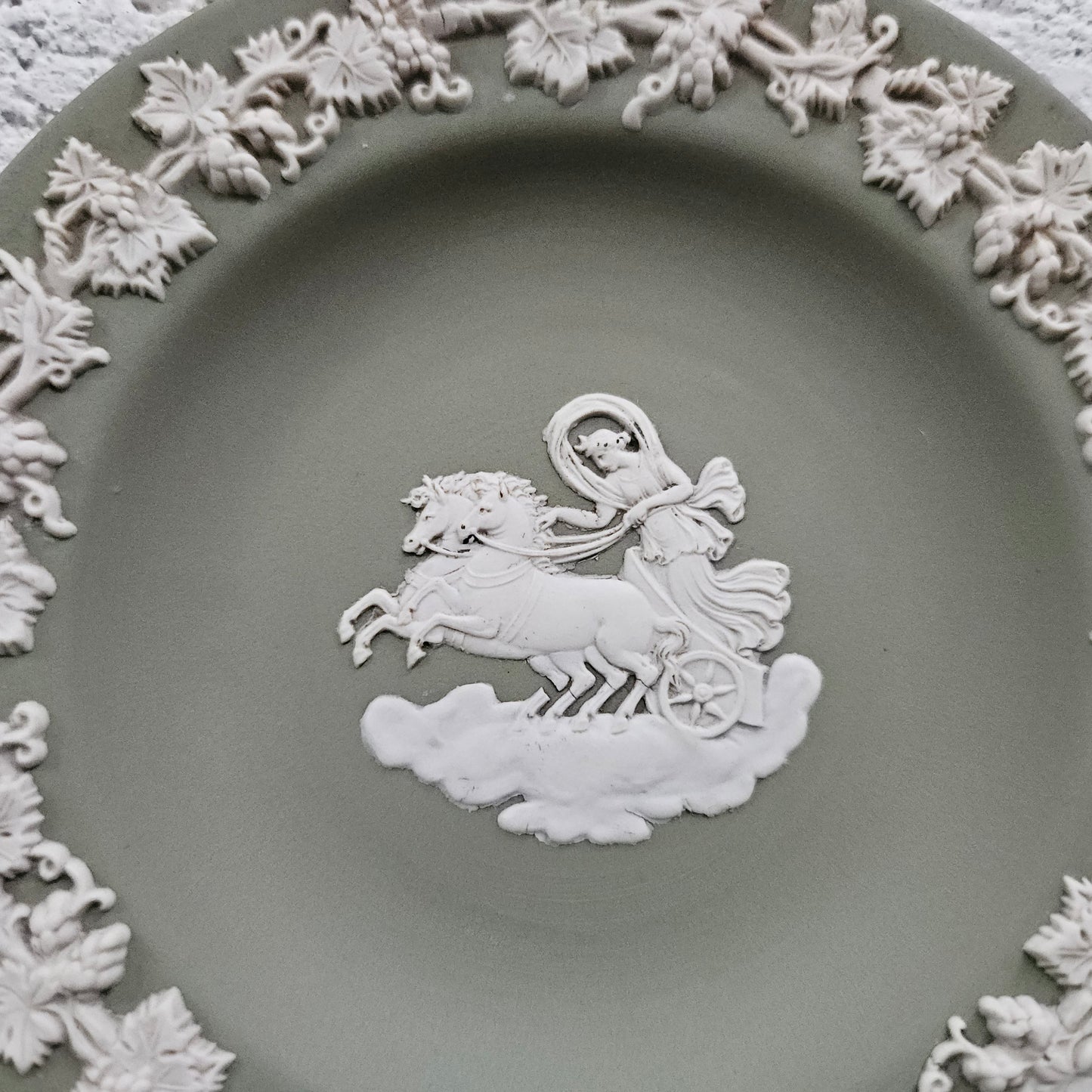 English Wedgwood Green/White Dish