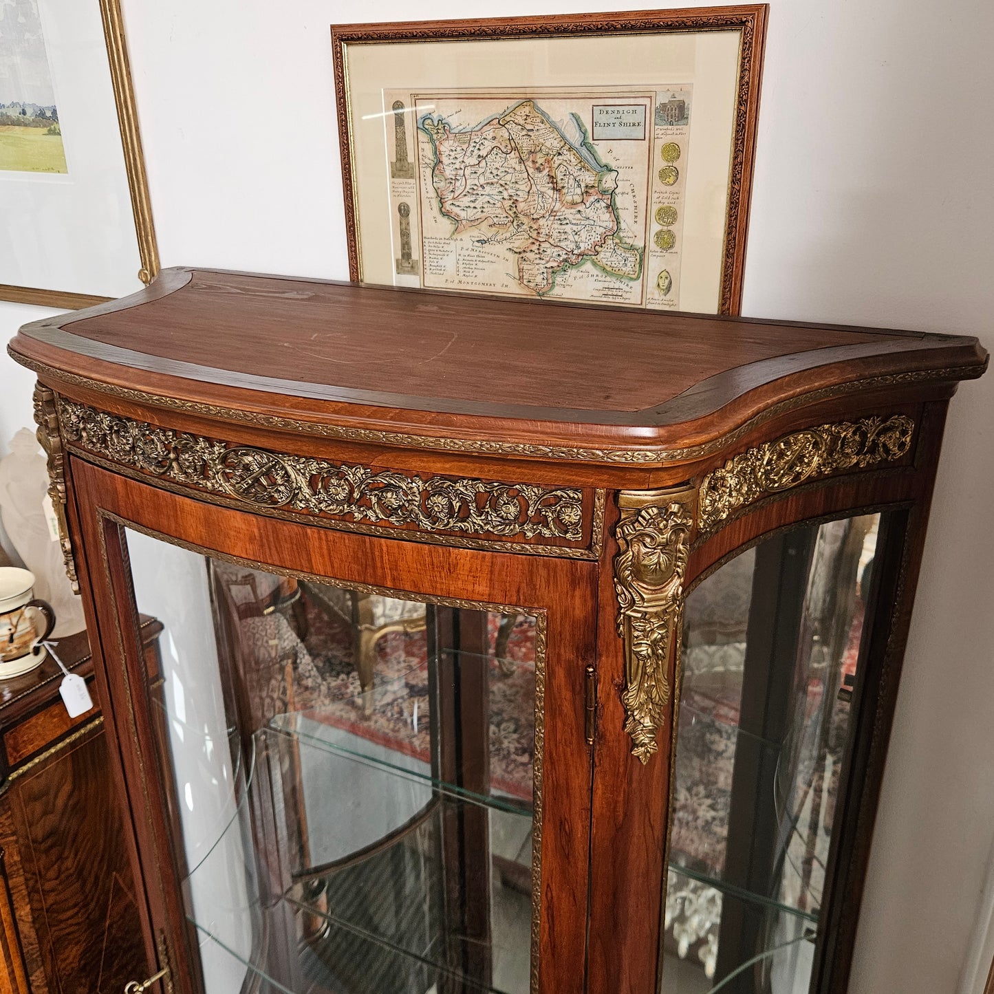 Vintage Louis XVth Style Vitrine