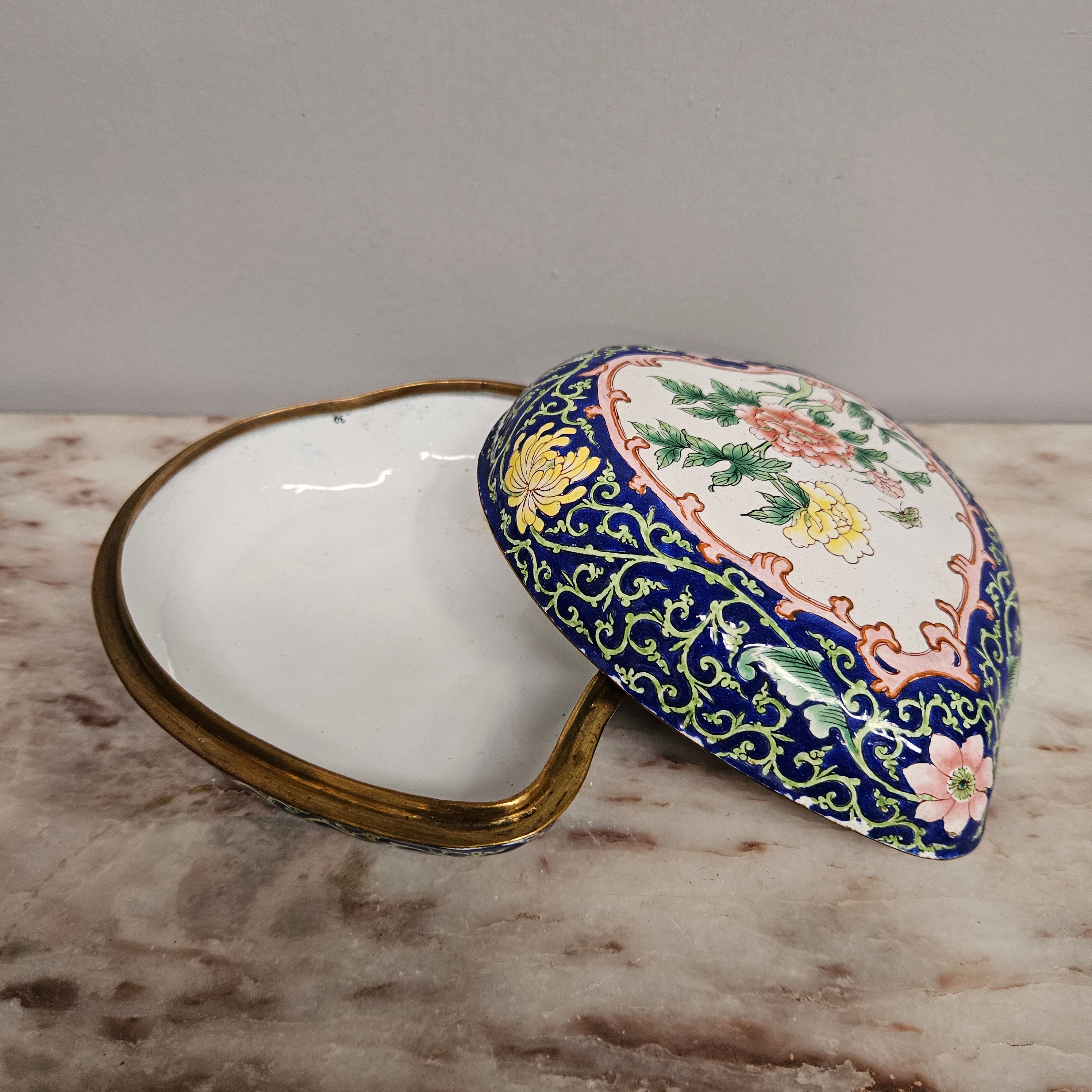Antique Japanese Decorated Trinket Box | Antique & Vintage | Moonee Ponds Antiques | Australia Wide Delivery