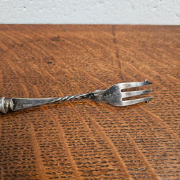 Antique Mother of Pearl & EPNS Pickle Fork