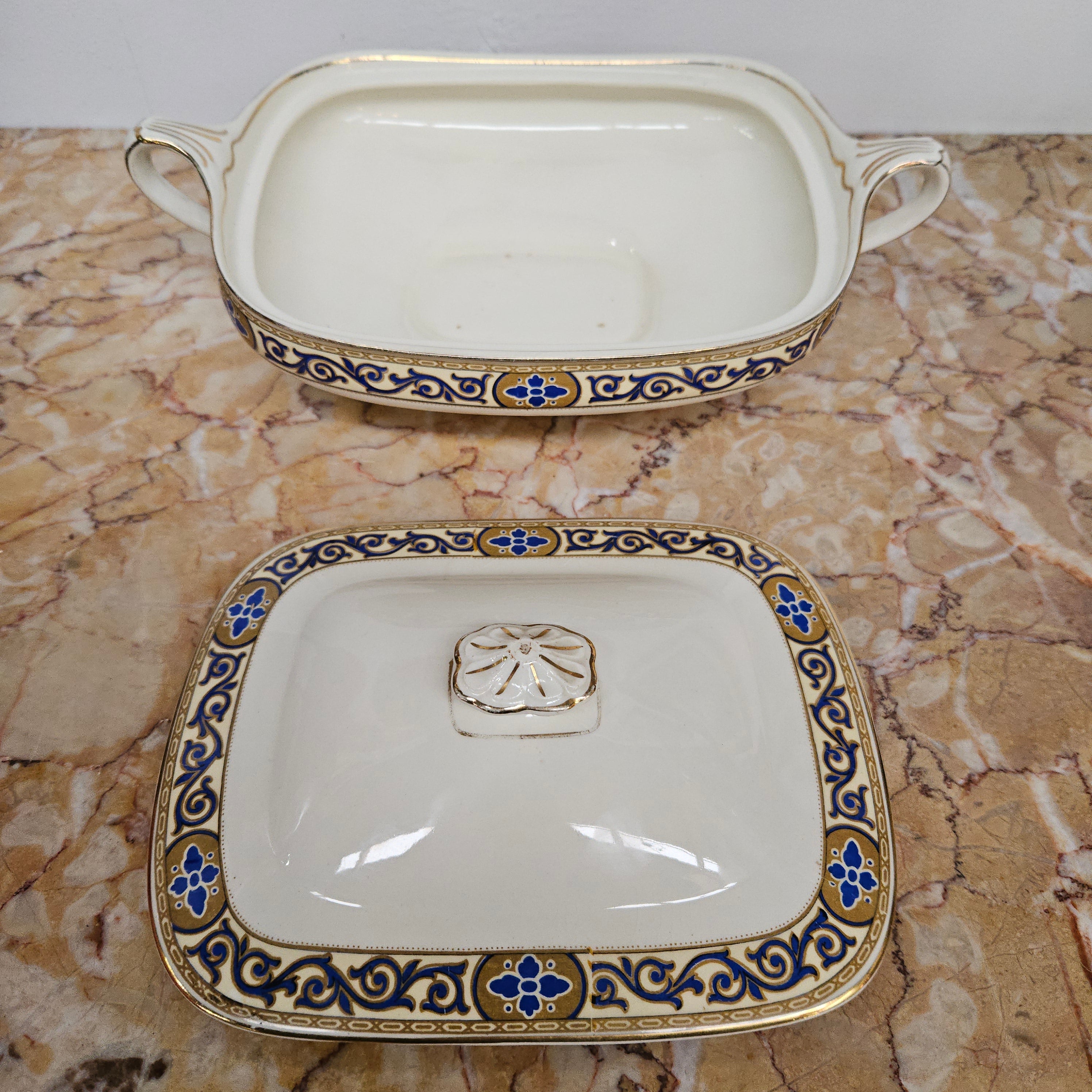 J & G Meakin English Tureen | Antique & Vintage | Moonee Ponds Antiques | Australia Wide Delivery
