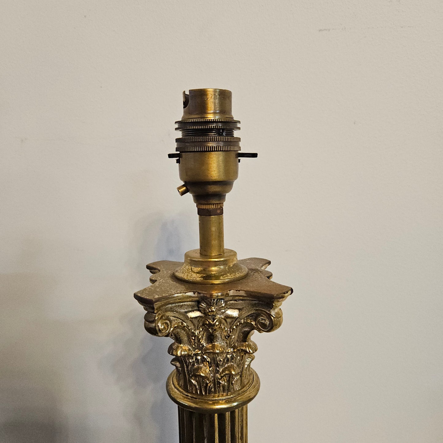 Antique Corinthian Coulmn Brass Electrified Table Lamp