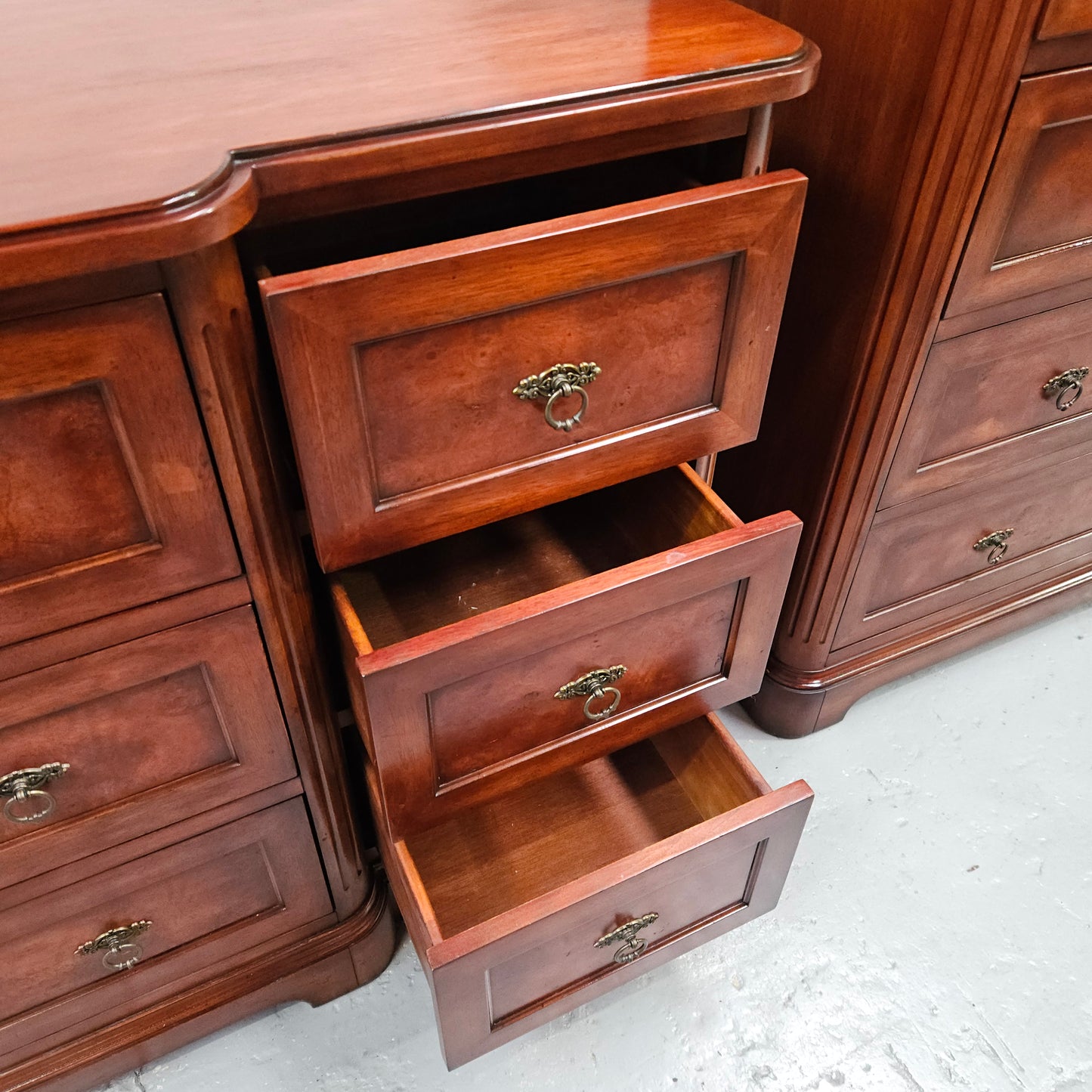 Vintage High Quality Nine Drawer Chest with Burr Walnut Veneer