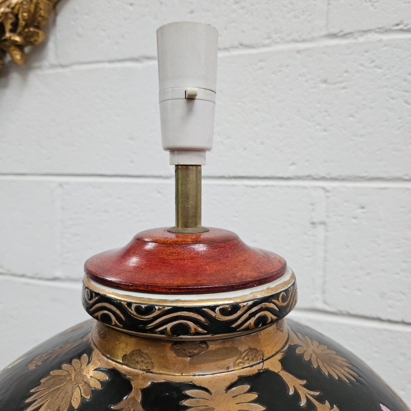 Oriental Large Floral Table Lamp