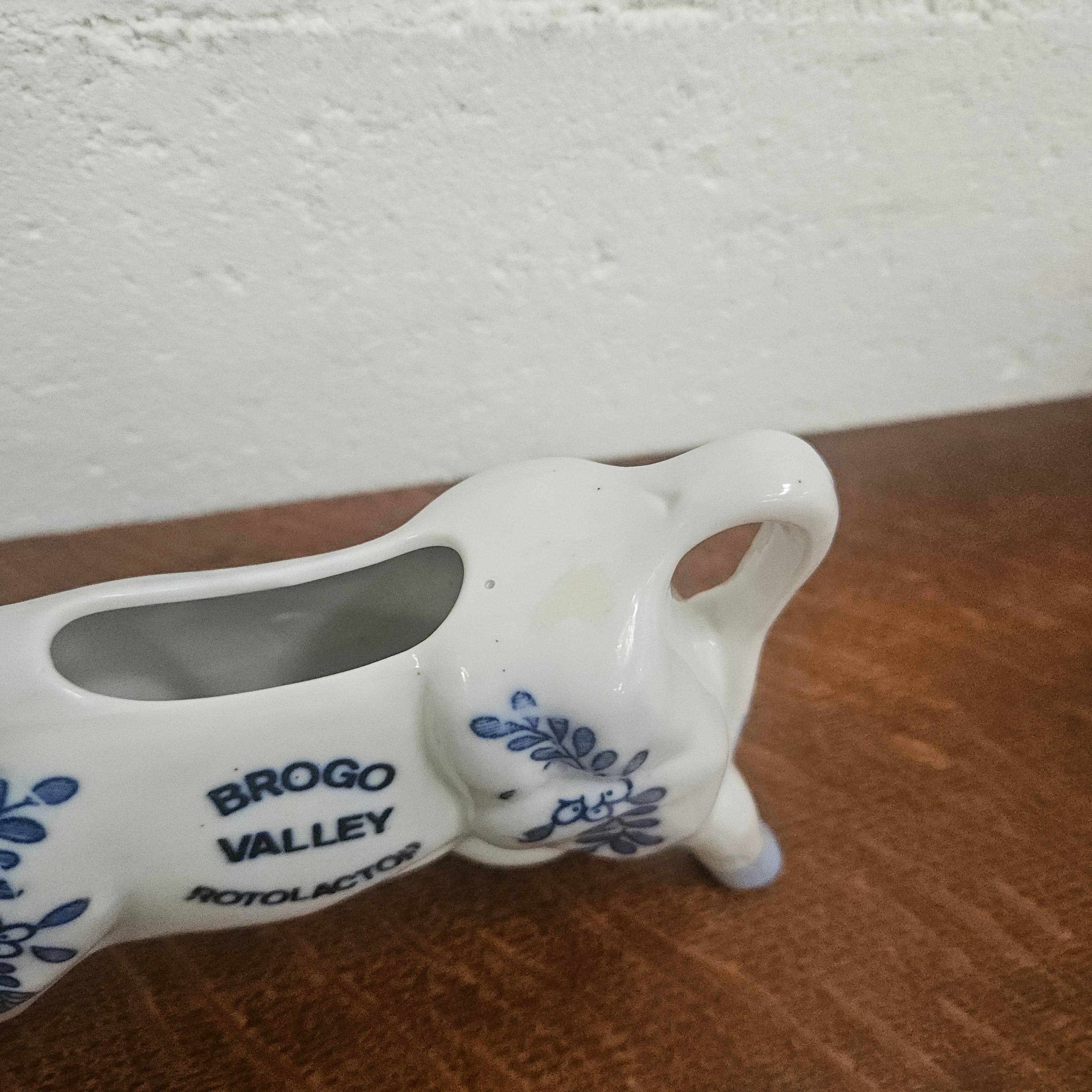 Vintage Blue/White Cow Cream Jug | Antique & Vintage | Moonee Ponds Antiques | Australia Wide Delivery