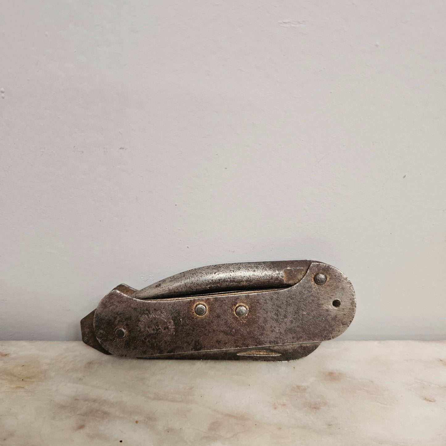 Vintage "Whittingslowe" Military WW2 Australian Broad Arrow Knife