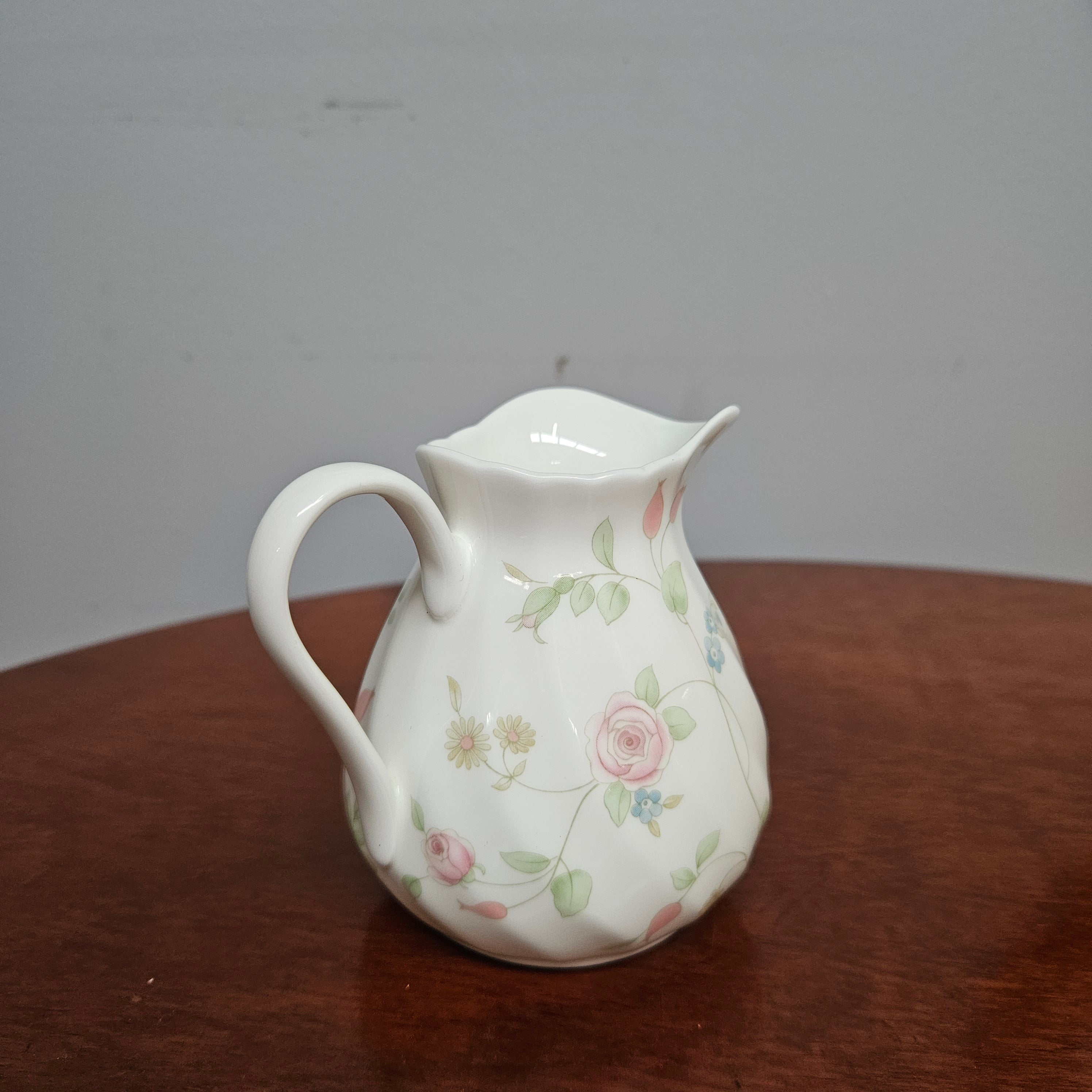 Vintage Wedgwood Rosehip Jug