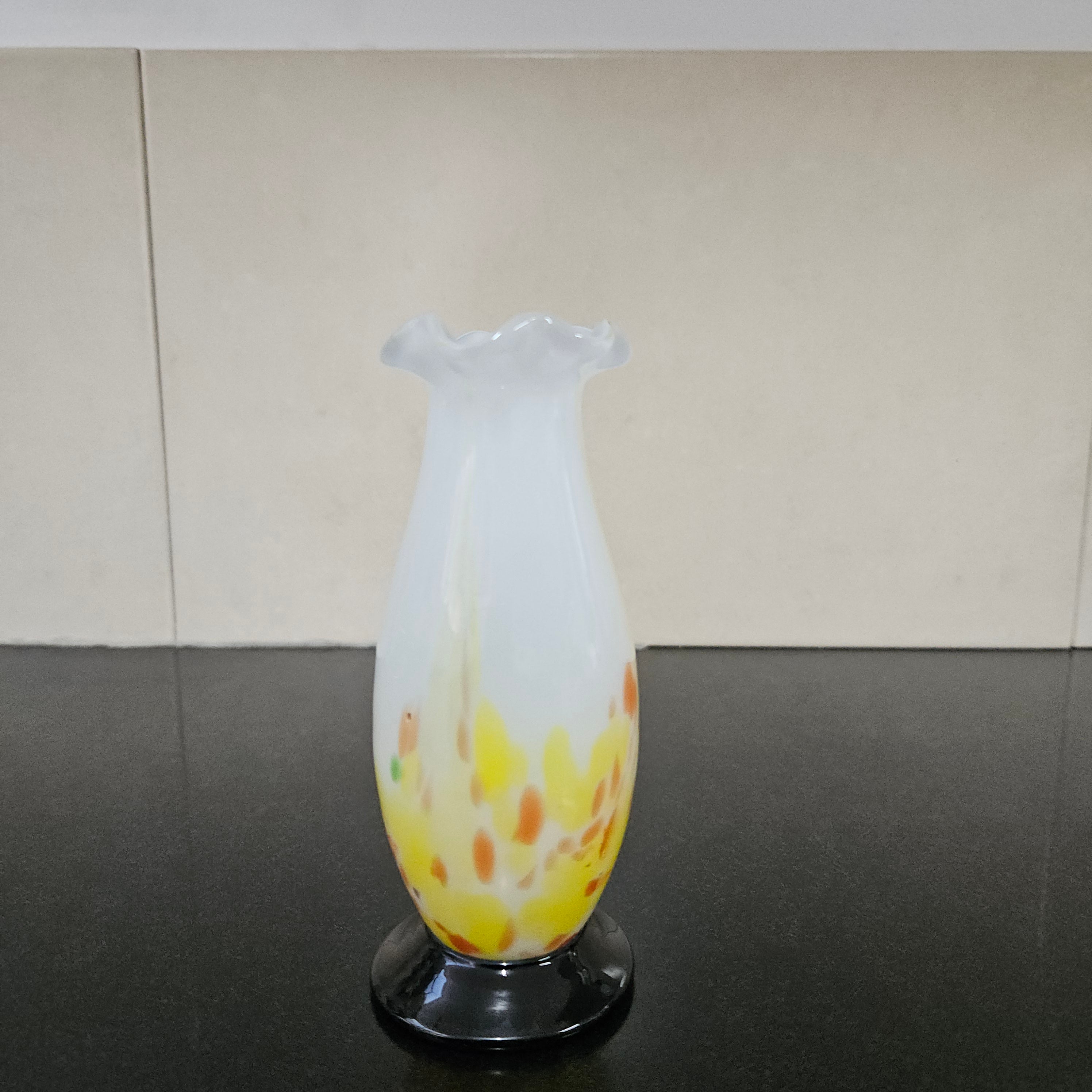 Art Glass Vase | Antique & Vintage | Moonee Ponds Antiques | Australia Wide Delivery