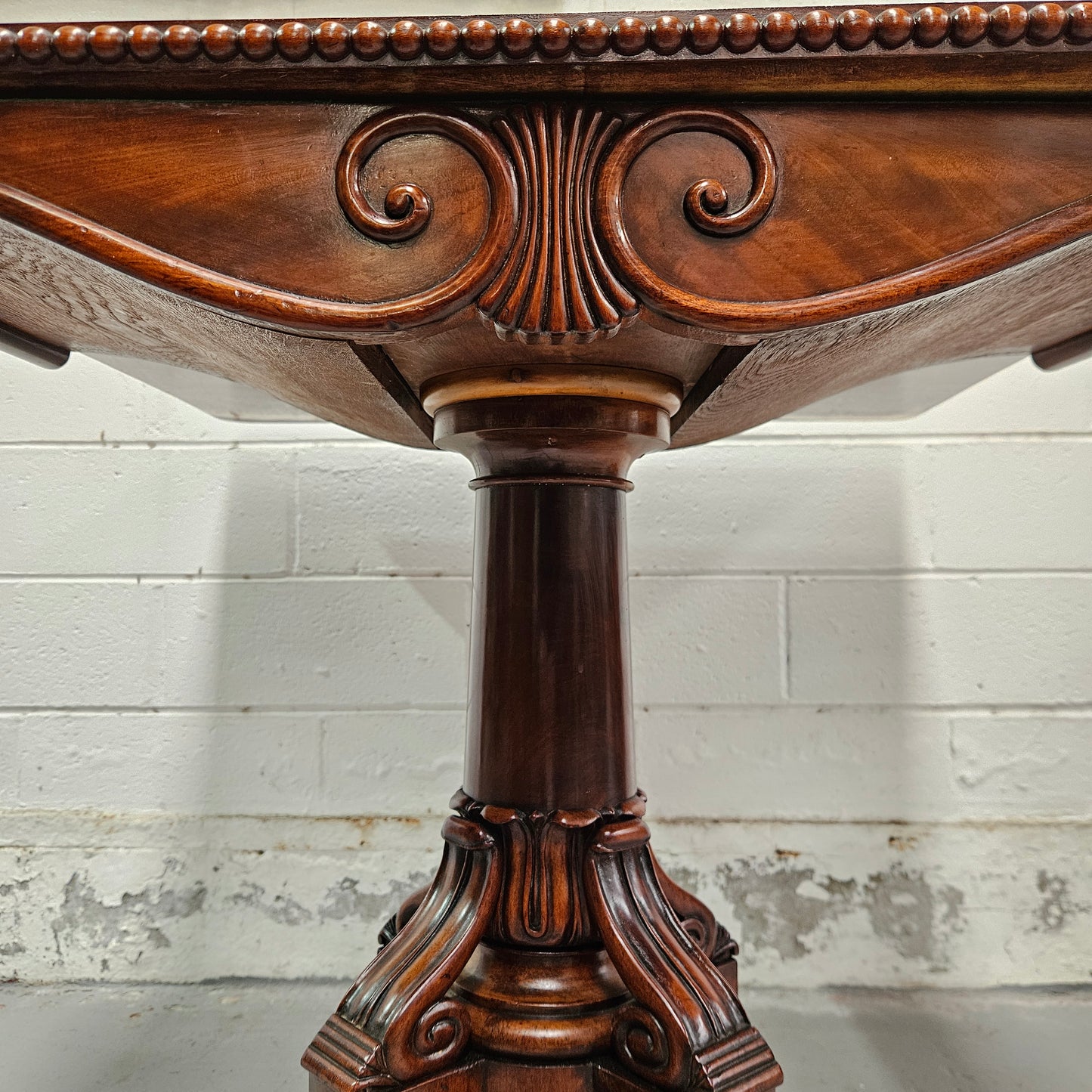 Lovely William IV Games Table In Flame Mahogany