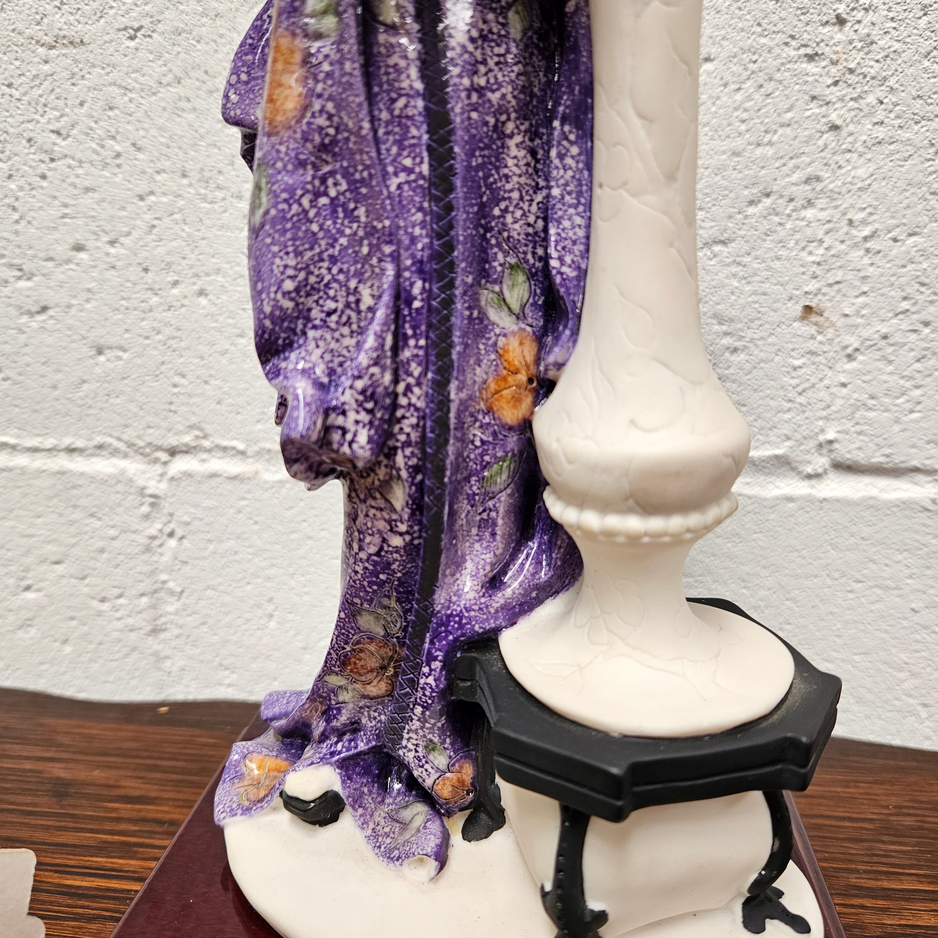 Oriental lady with column G. Armani Figure | Antique & Vintage | Moonee Ponds Antiques | Australia Wide Delivery