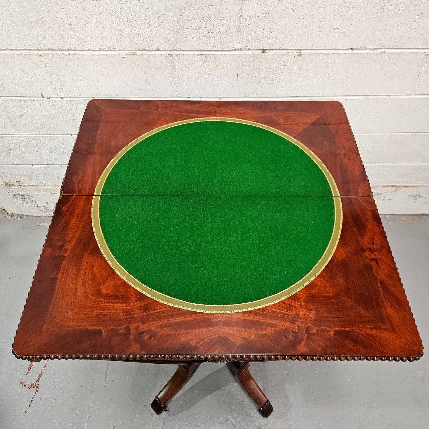 Lovely William IV Games Table In Flame Mahogany