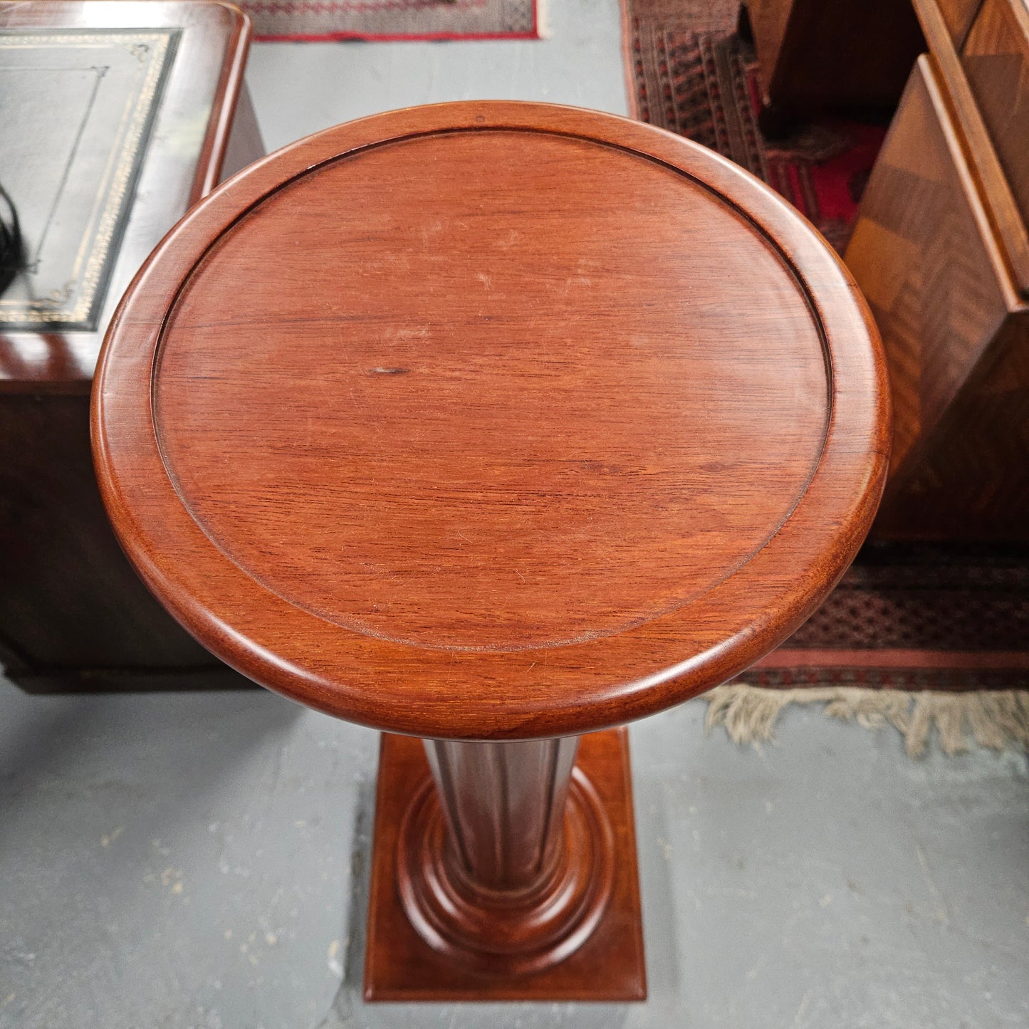 Fluted Mahogany Solid Pedestal