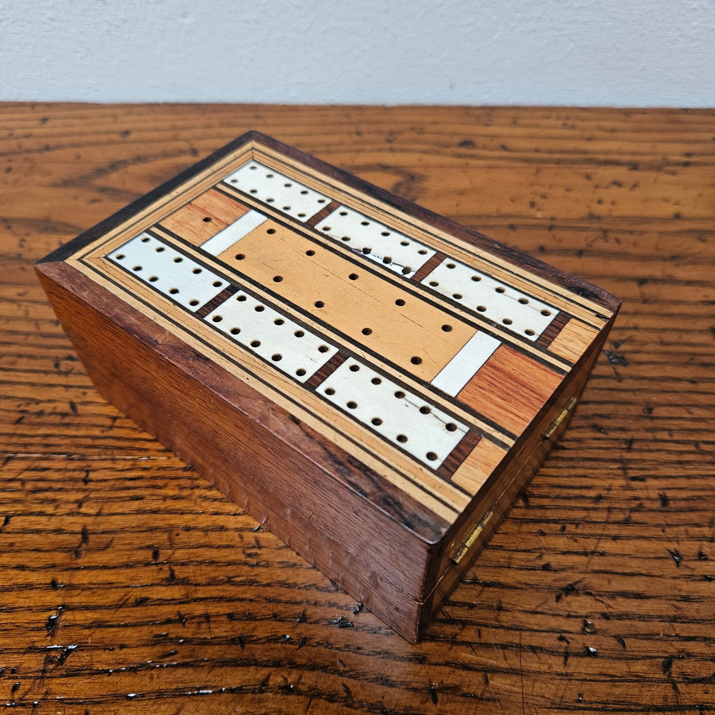 Antique Mahogany & Rosewood & Ivory Inlaid Cribbage Box