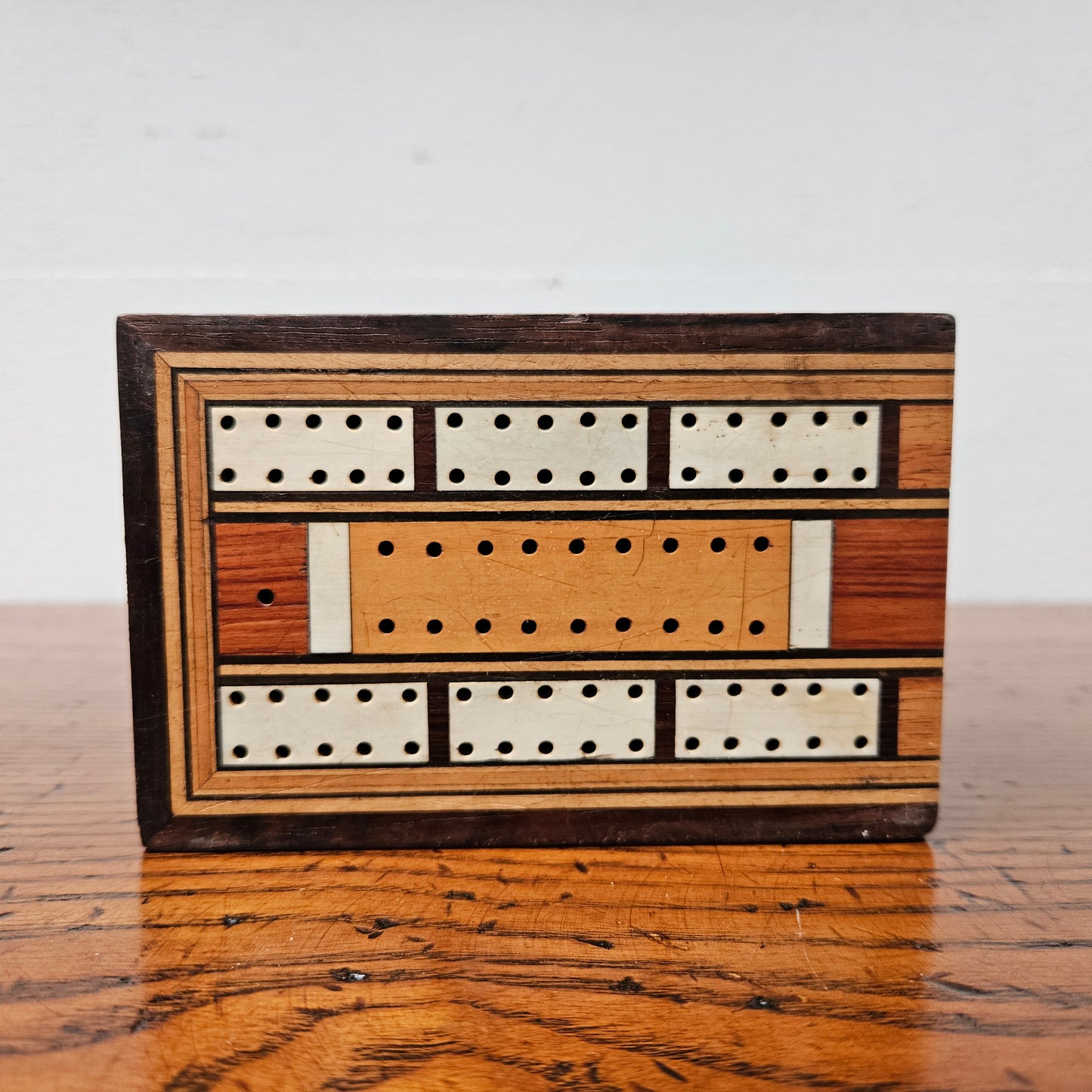 Antique Mahogany & Rosewood & Ivory Inlaid Cribbage Box