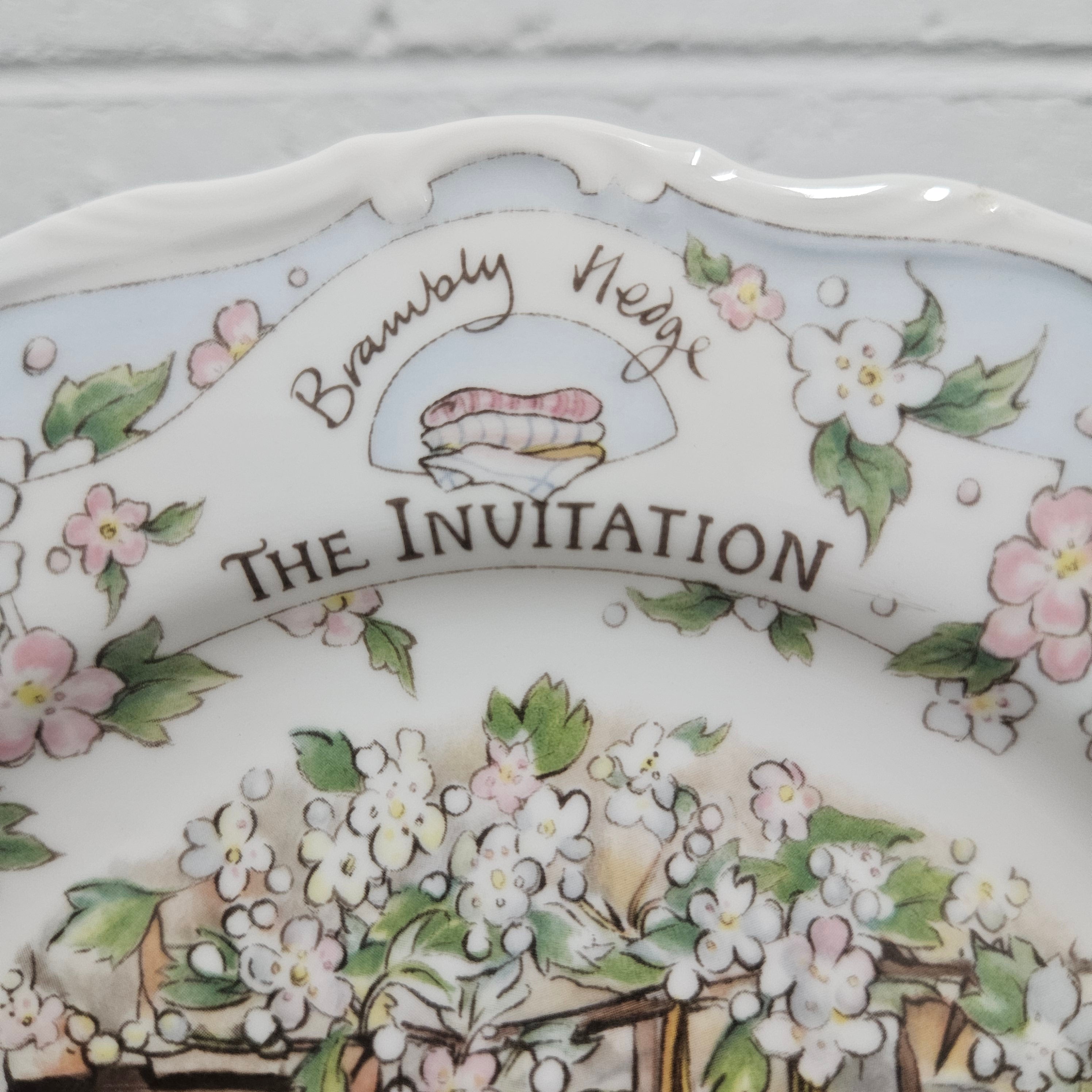 Vintage Royal Doulton Brambly Hedge "The Invitation" Plate Made in England | Antique & Vintage | Moonee Ponds Antiques | Australia Wide Delivery