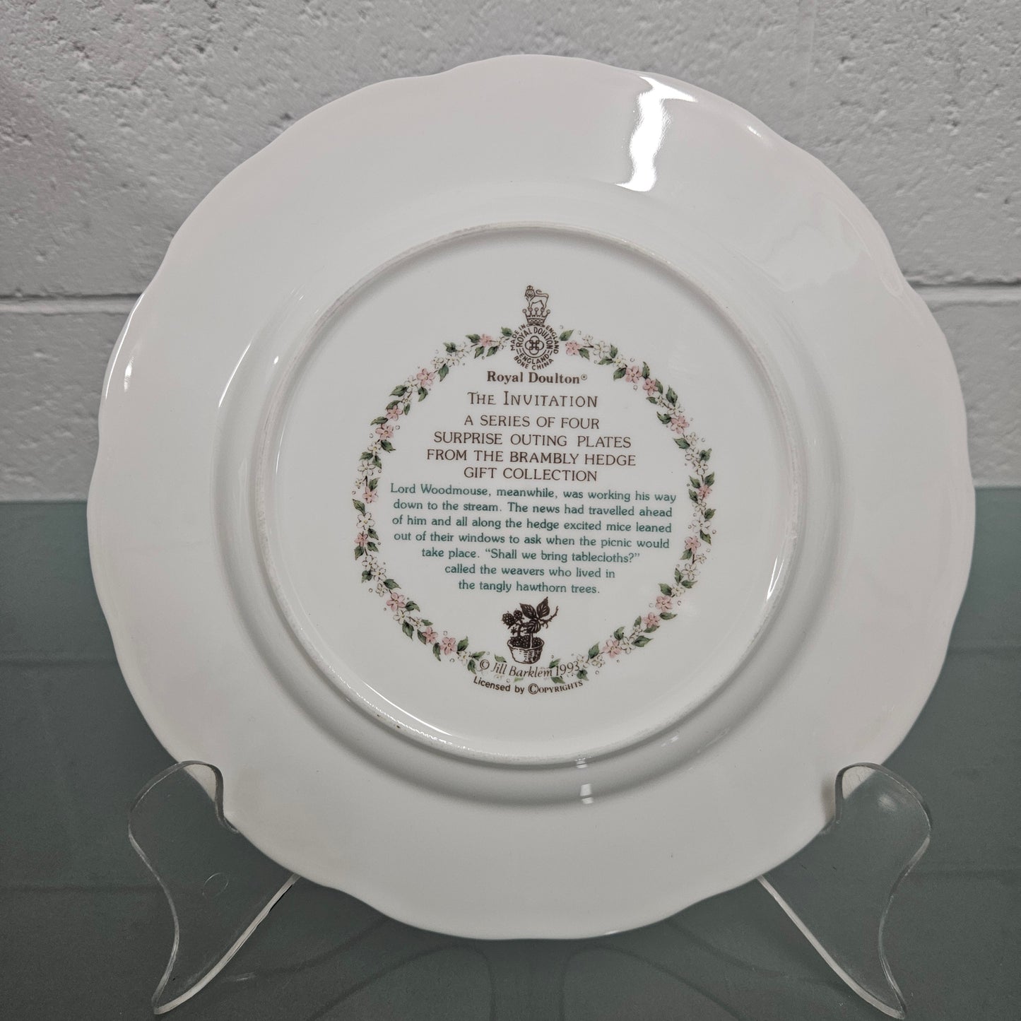 Vintage Royal Doulton Brambly Hedge "The Invitation" Plate Made in England