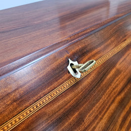 Georgian Bureau