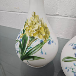 Pair Of Hand Painted Antique Milk Glass Vases Featuring Daffodils