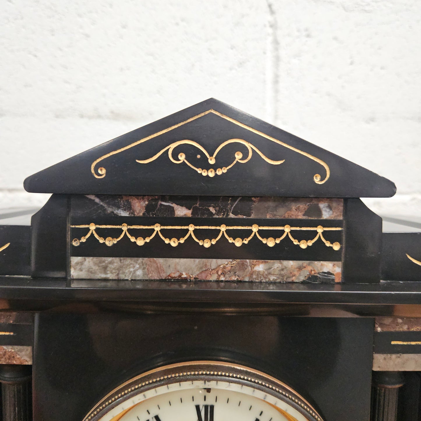 Stunning Kilpatrick & Co Mantle Clock Inlaid Marble/Slate Case