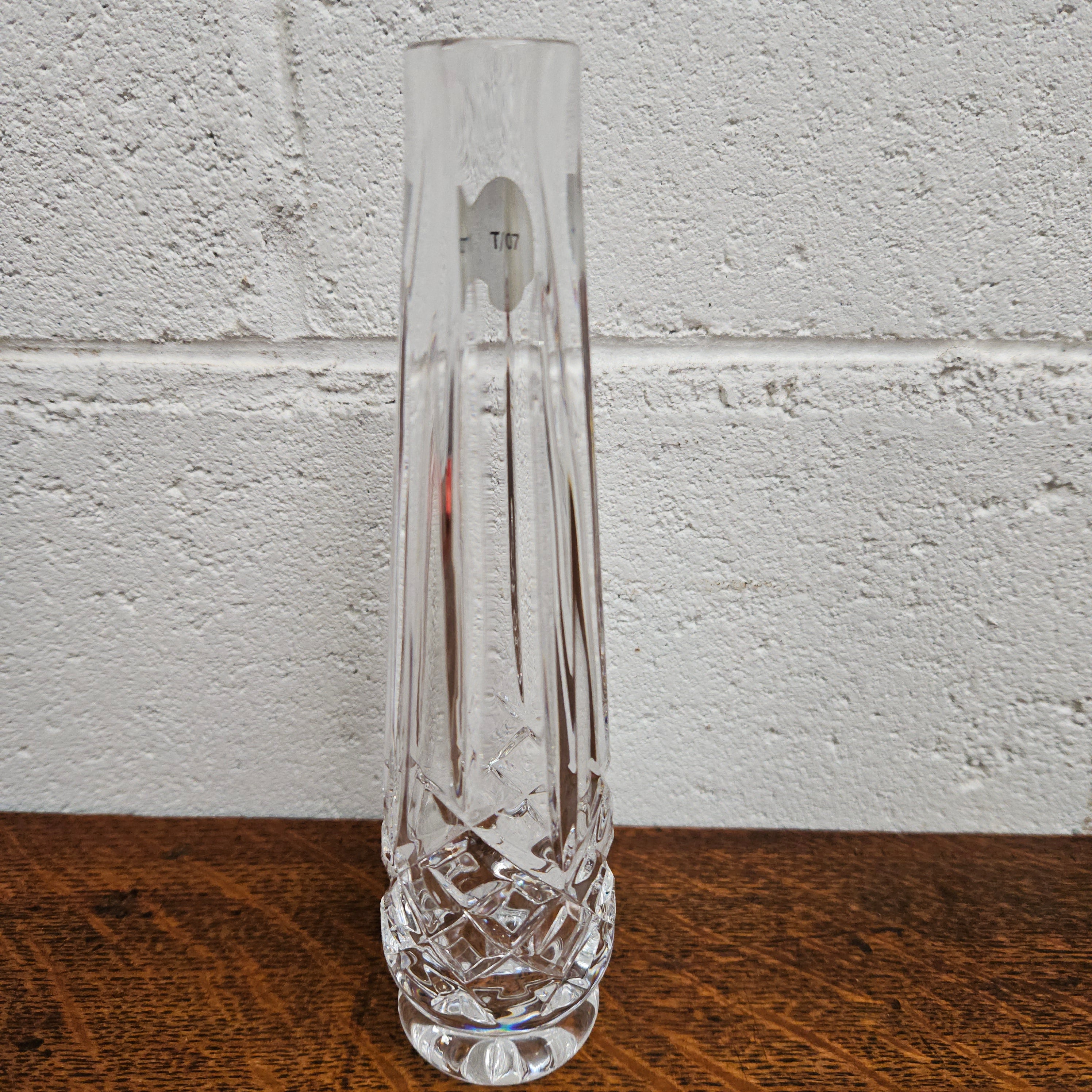 NIB 100% Authentic Waterford Crystal Lismore Honey Bud vase never on sale used