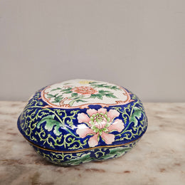 Antique Japanese Decorated Trinket Box