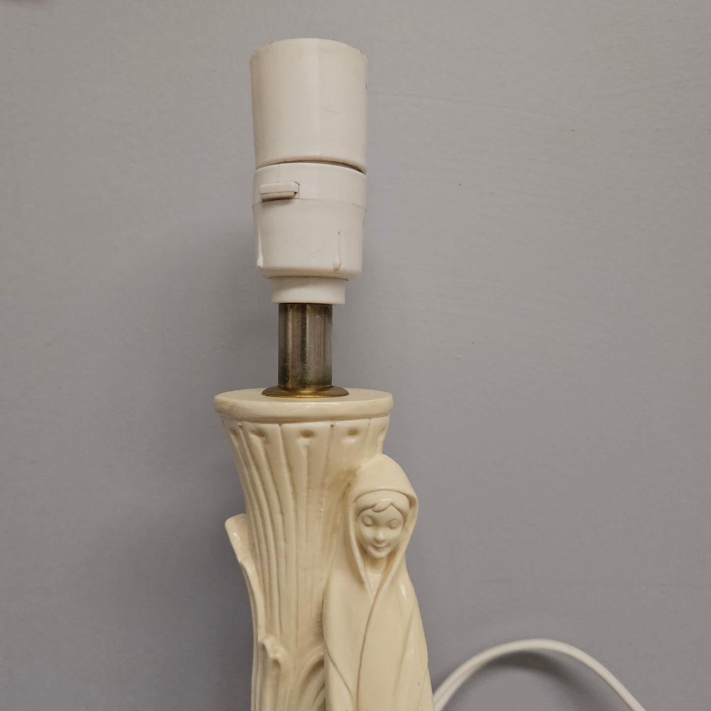 Vintage Table/Desk Lady Figure Lamp