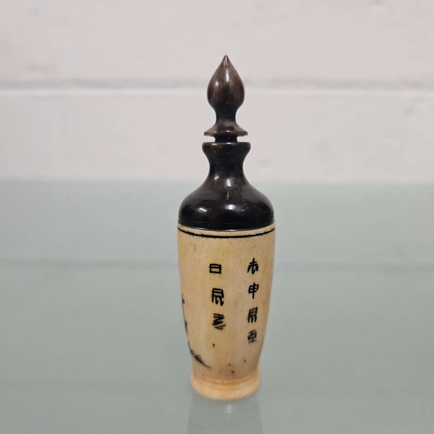 Old Chinese Hand Painted Bone & Horn Snuff Bottle