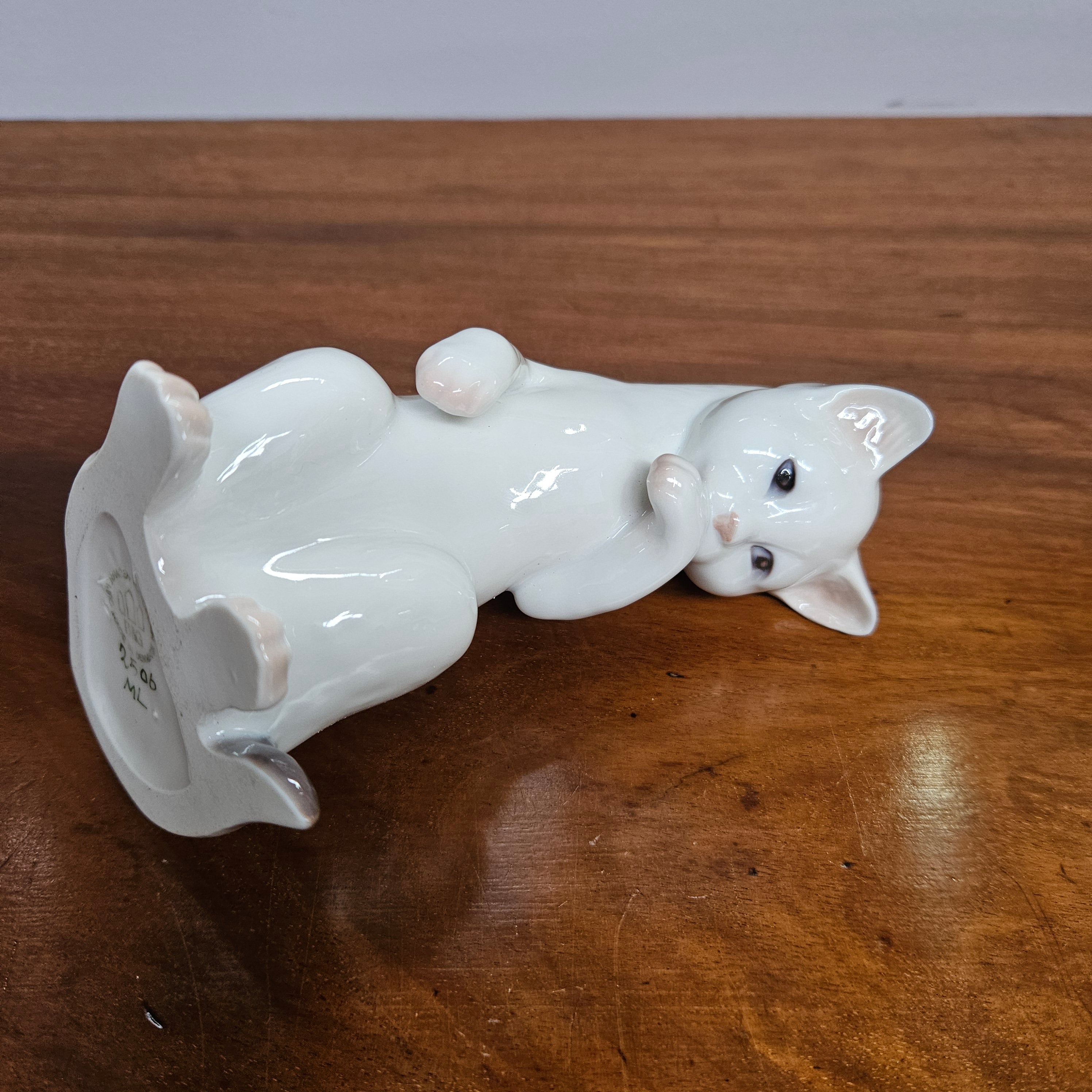 Vintage Bing & Grondahl Cat Figure Signed | Antique & Vintage | Moonee Ponds Antiques | Australia Wide