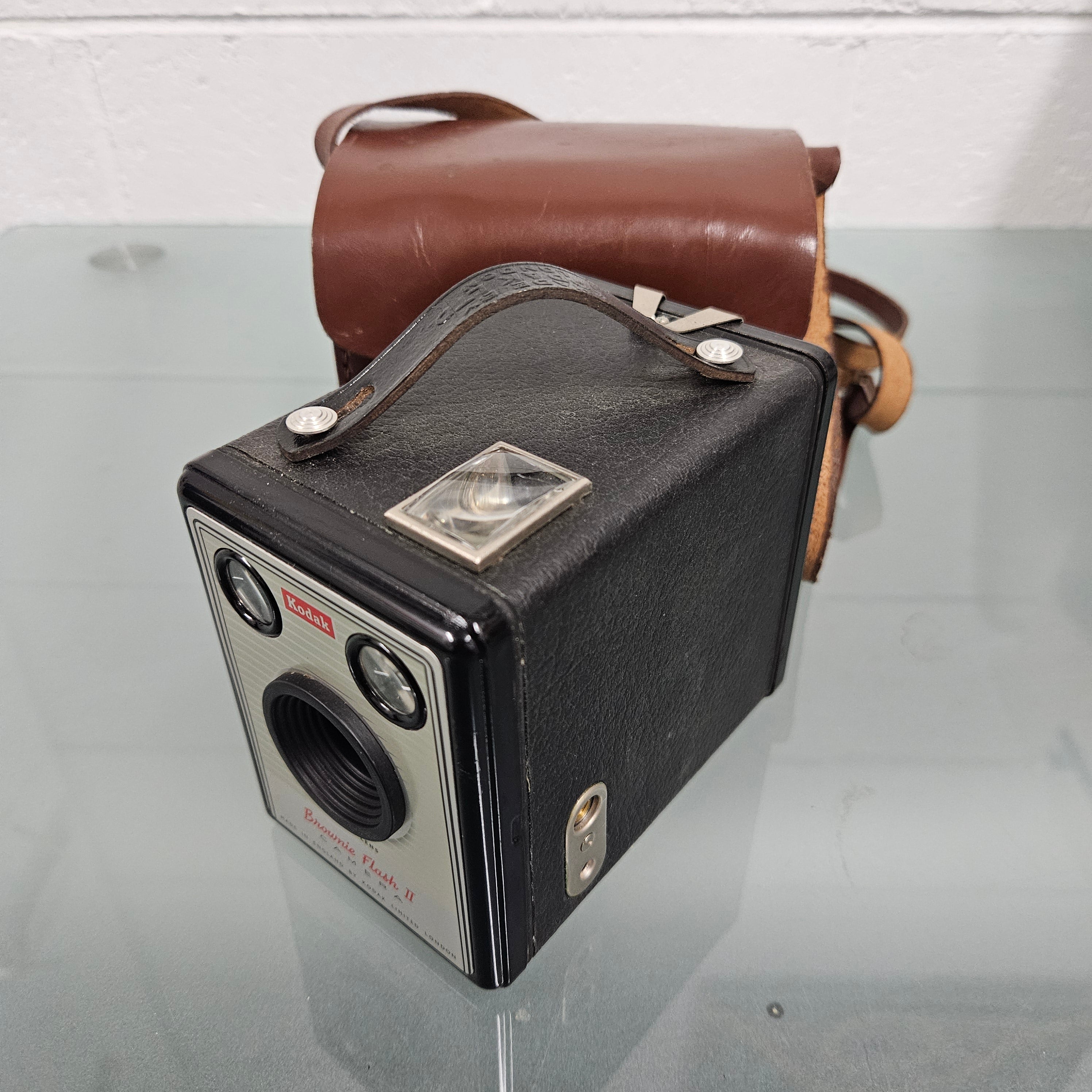Vintage Kodak Brownie Flash ll Camera | Antique & Vintage | Moonee Ponds Antiques | Australia Wide Delivery