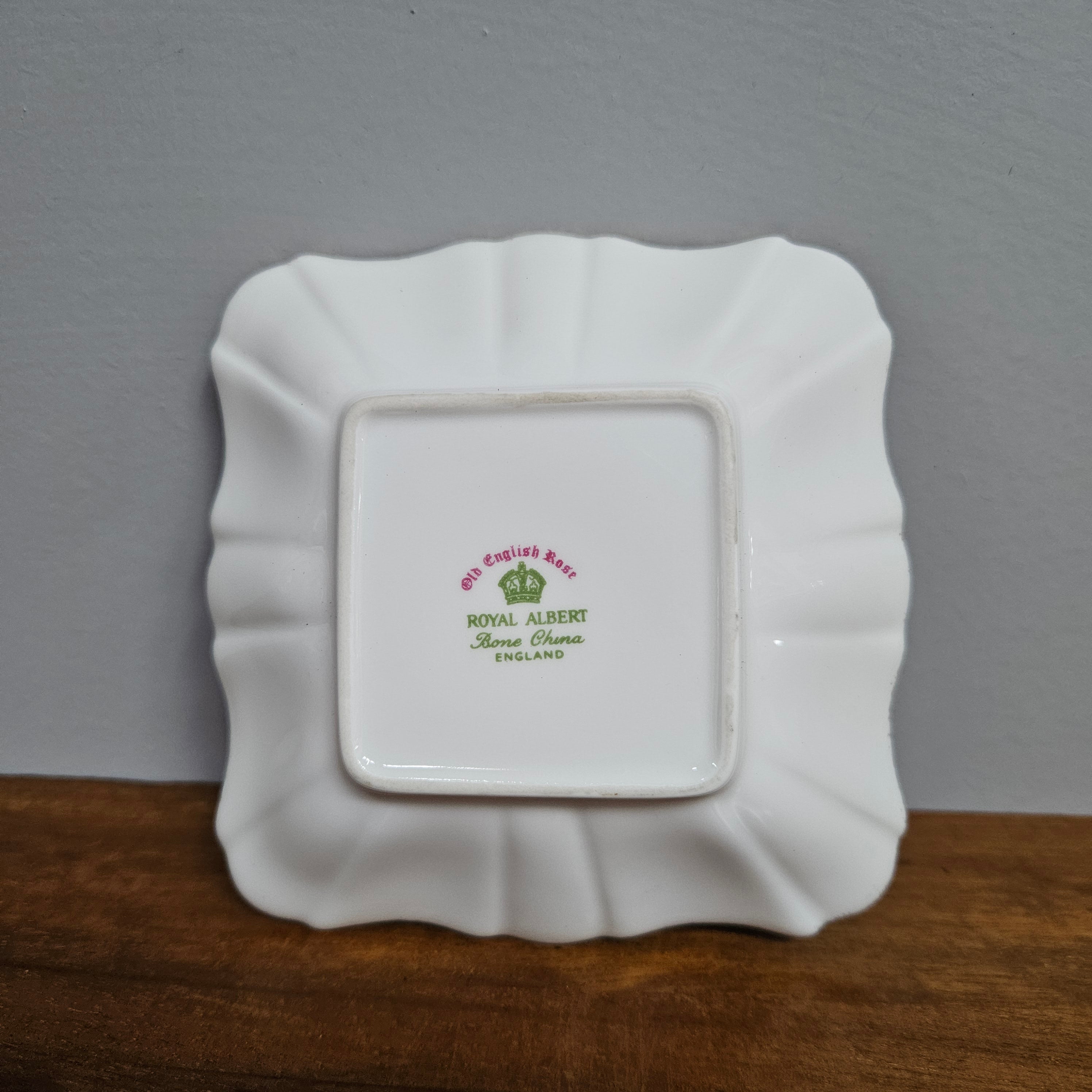 Royal Albert Vintage Old Roses Bowl/Dish | Antique & Vintage | Moonee Ponds Antiques | Australia Wide