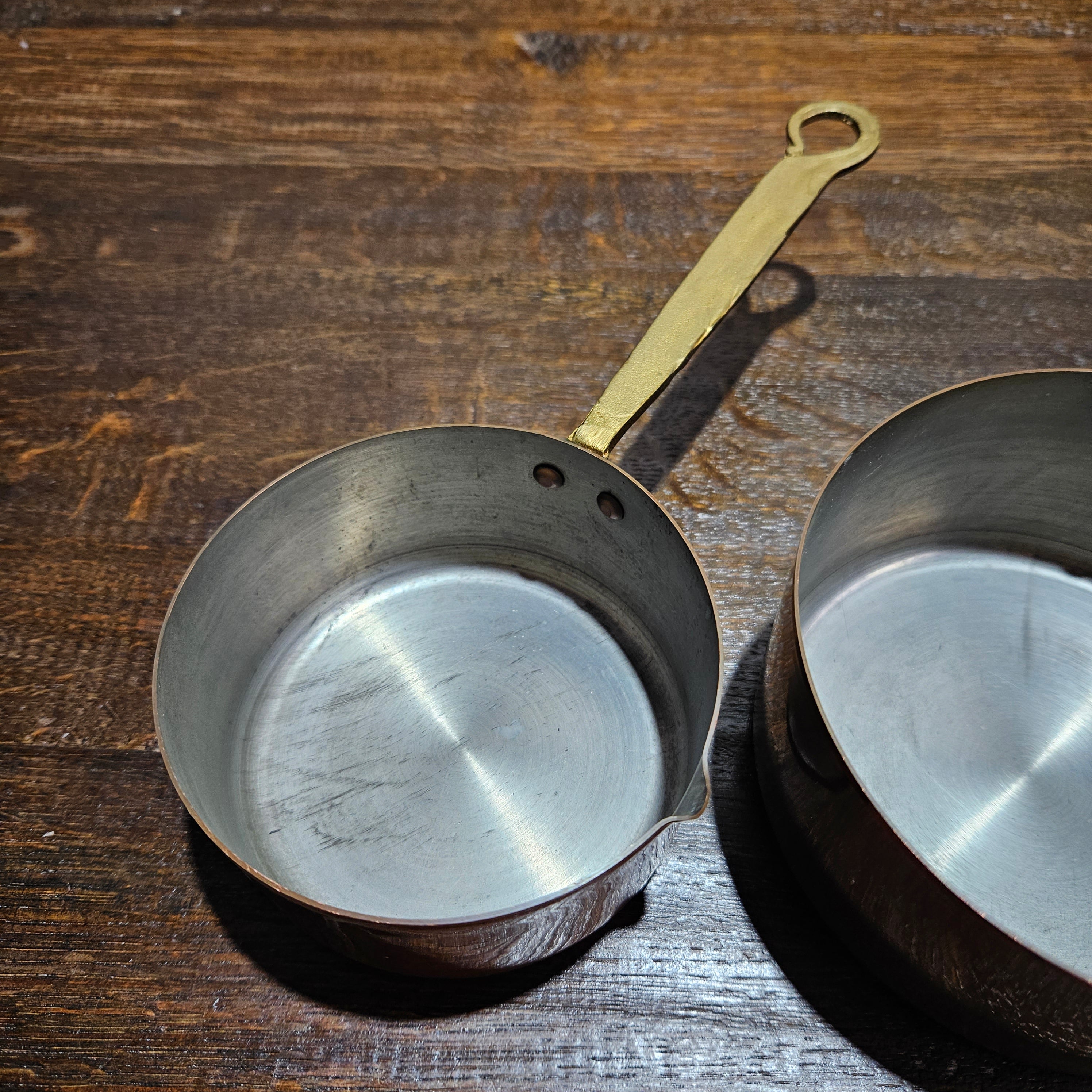 Set of Five French Copper Saucepans With Pouring Spout