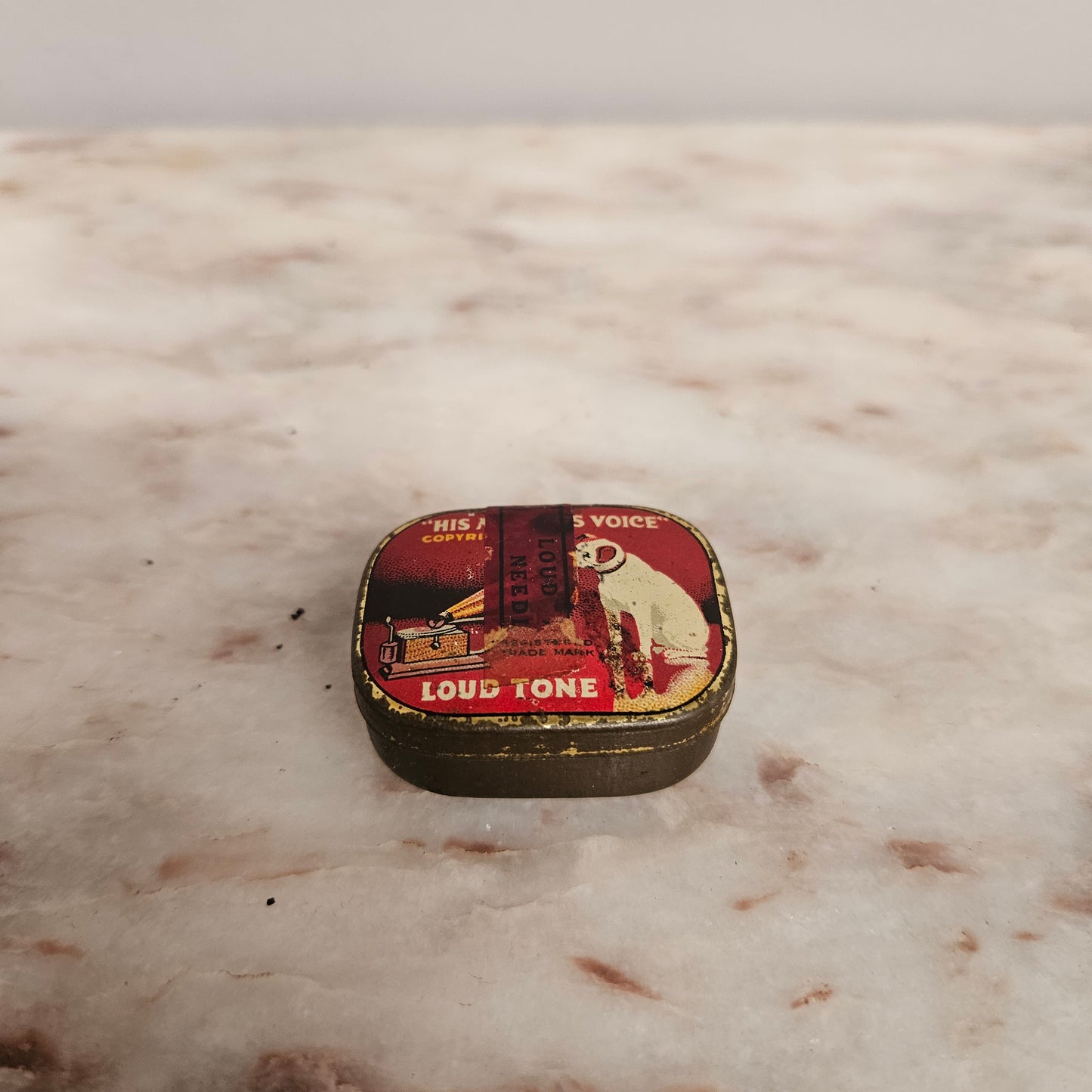 Vintage "His Masters Voice" Gramophone Tin And Needles