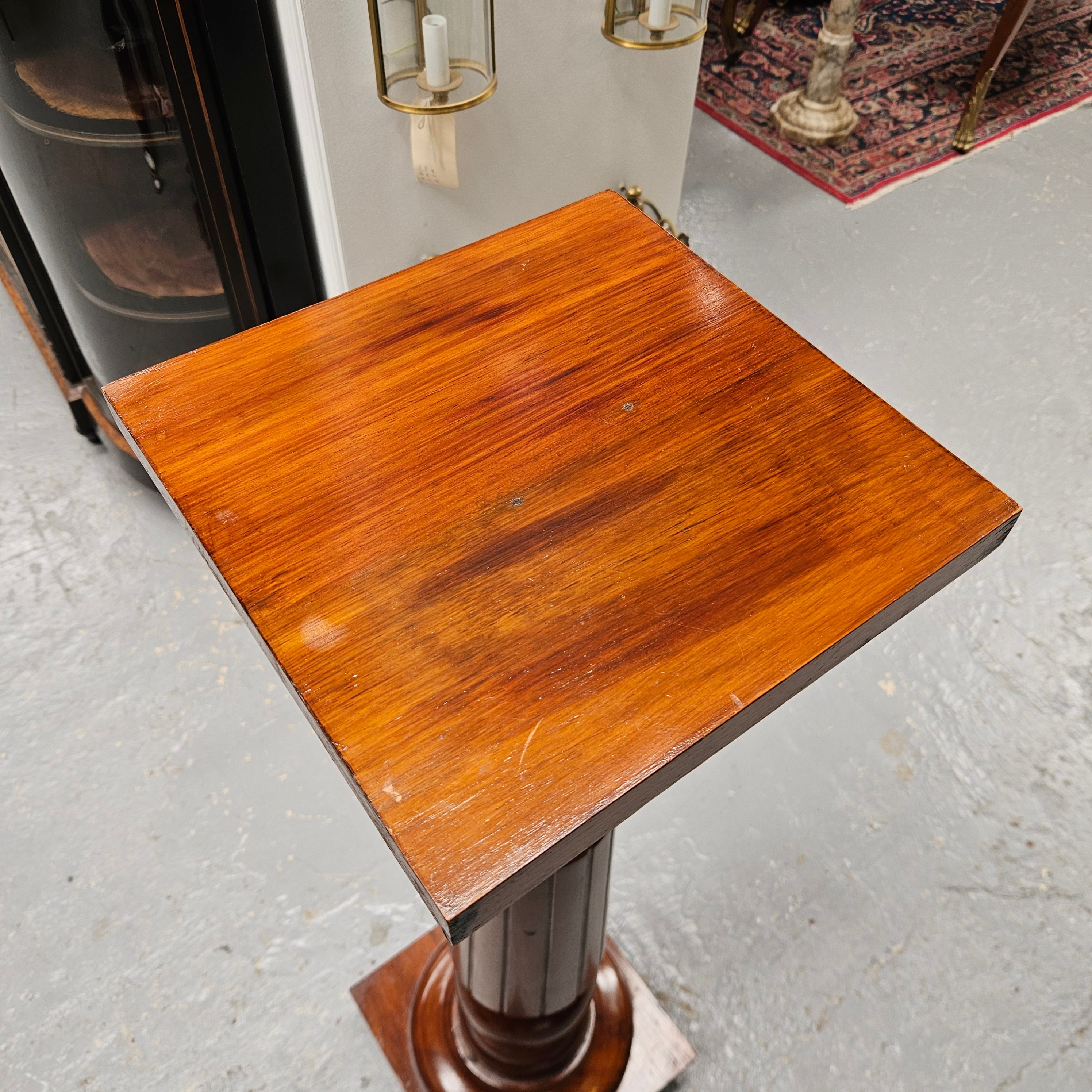 Vintage Mahogany Pedestal