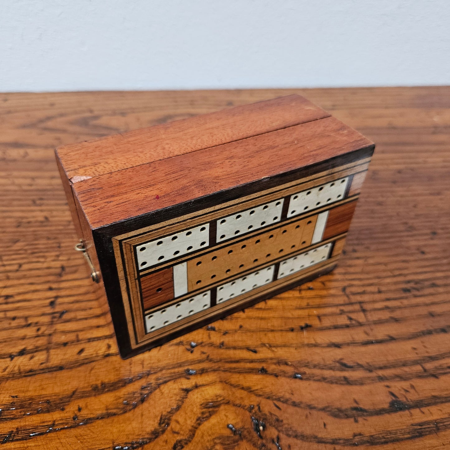 Antique Mahogany & Rosewood & Ivory Inlaid Cribbage Box