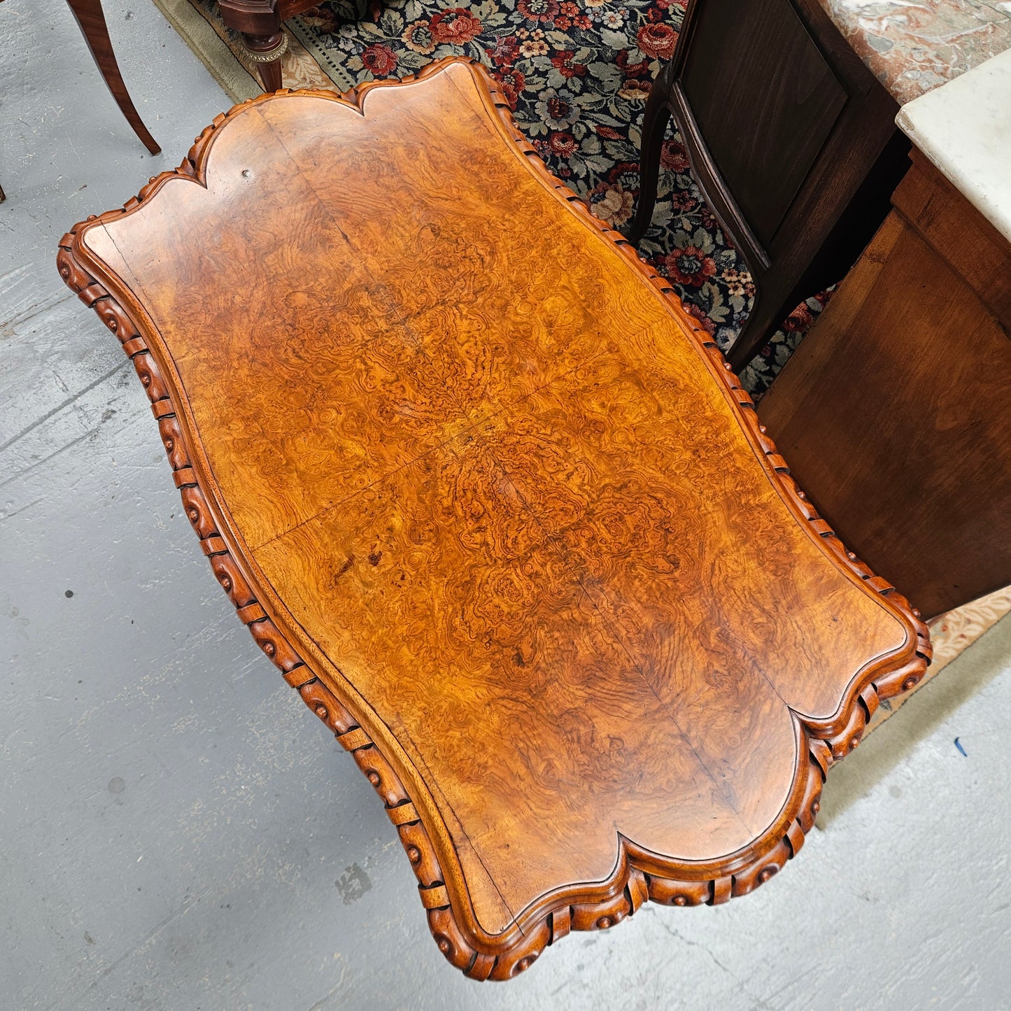 Stunning Victorian Figured Walnut Occasional/Side Table Circ 1860's