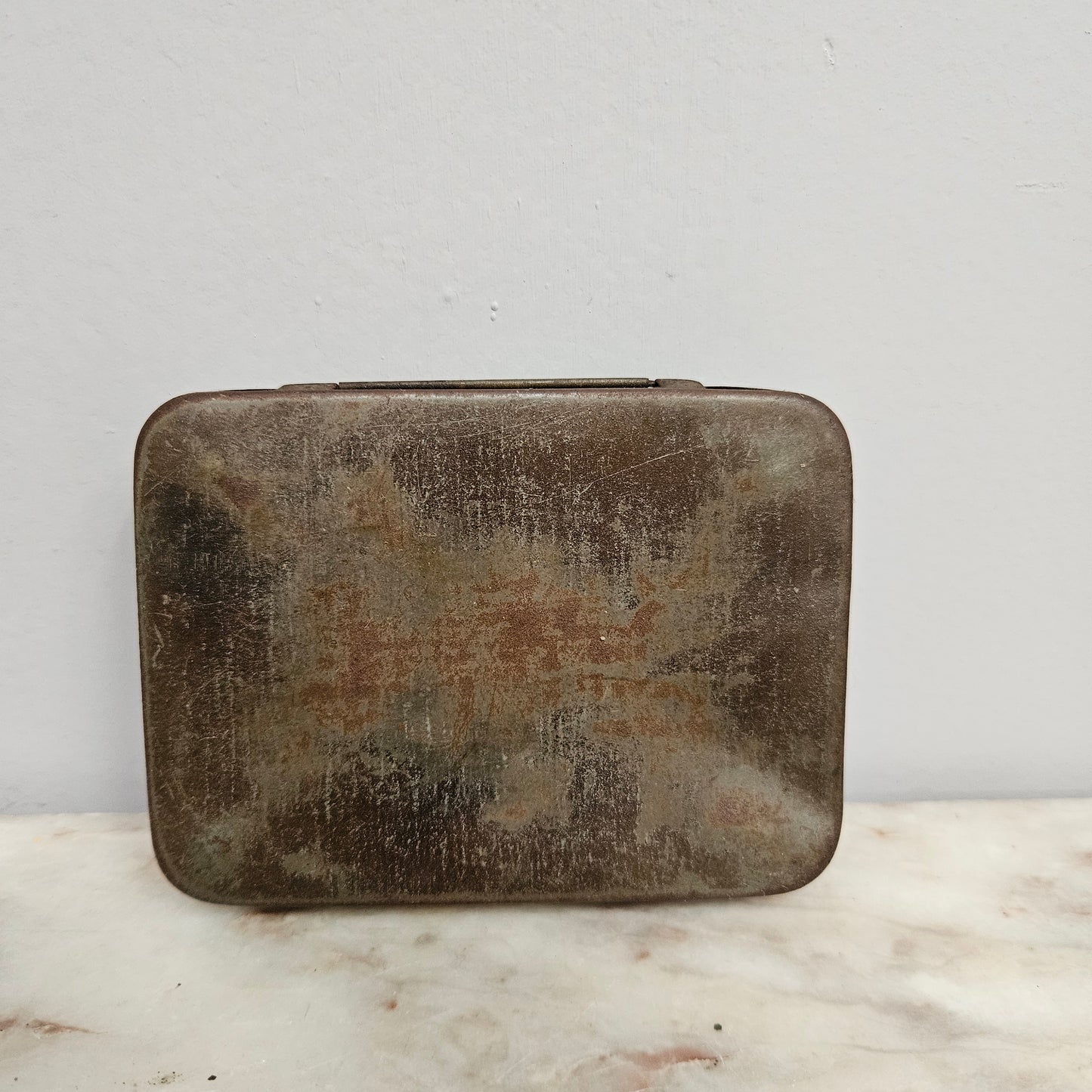 Vintage Australian "Town Talk" Tobacco Tin 2oz