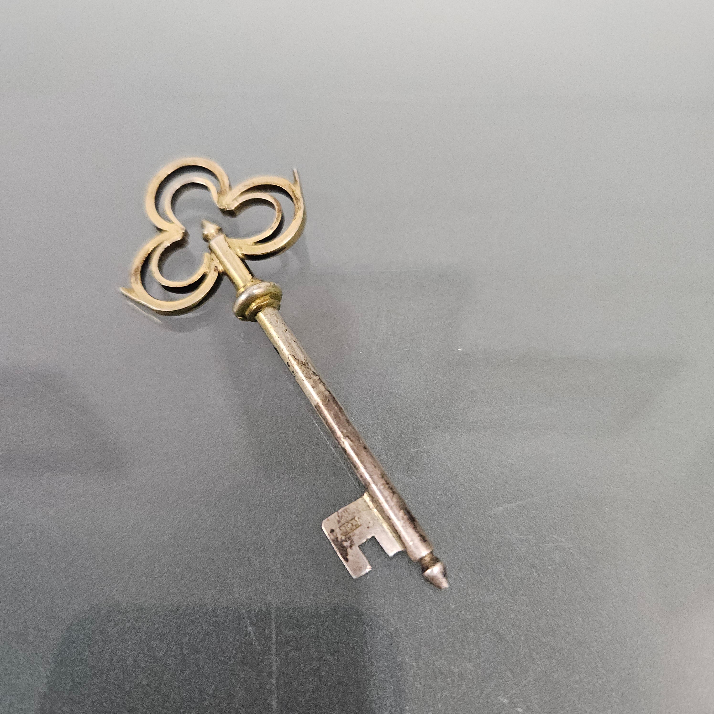 Continental Silver Key | Antique & Vintage | Moonee Ponds Antiques | Australia Wide Delivery