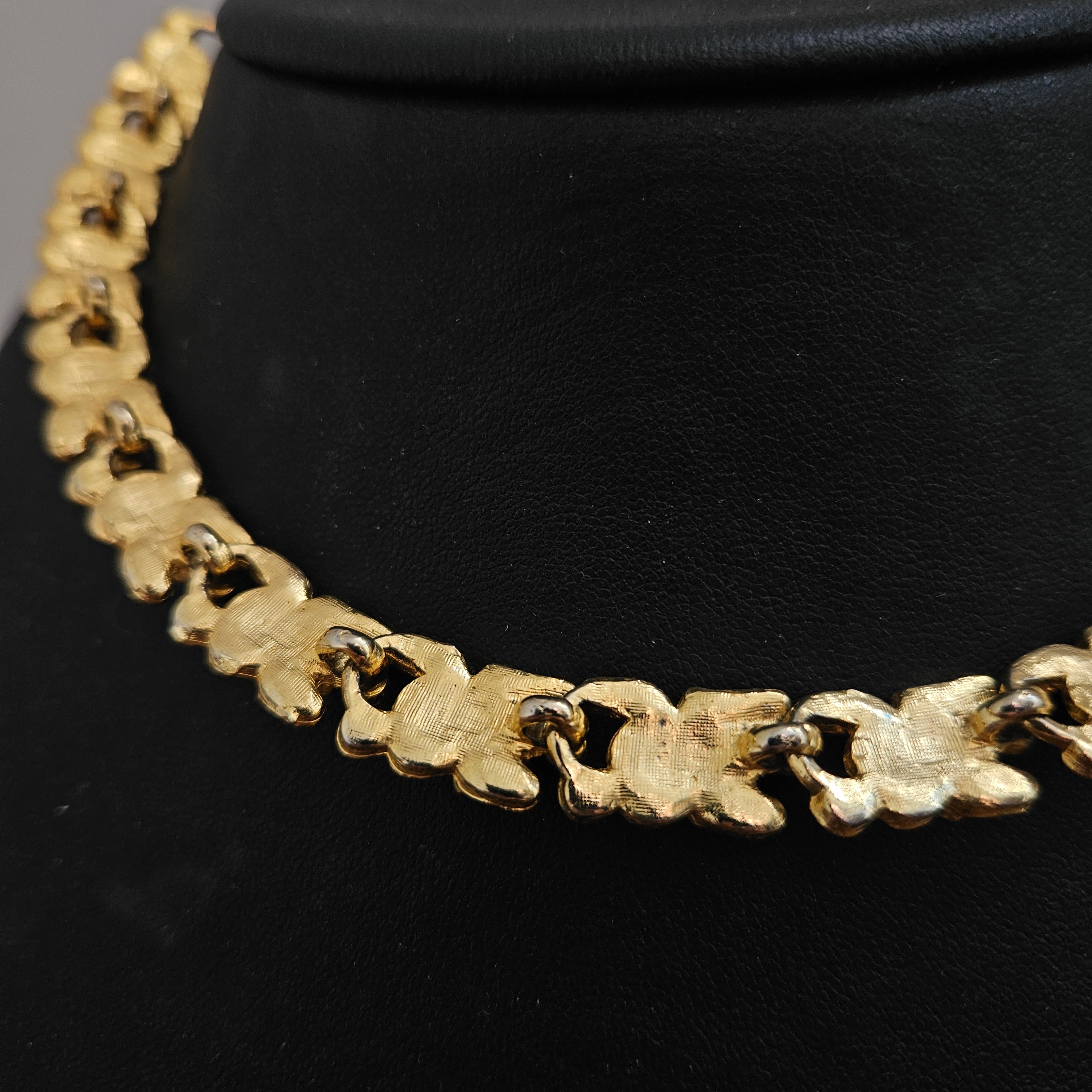 Vintage Gold Toned Floral Choker Necklace With Pearls & Diamante