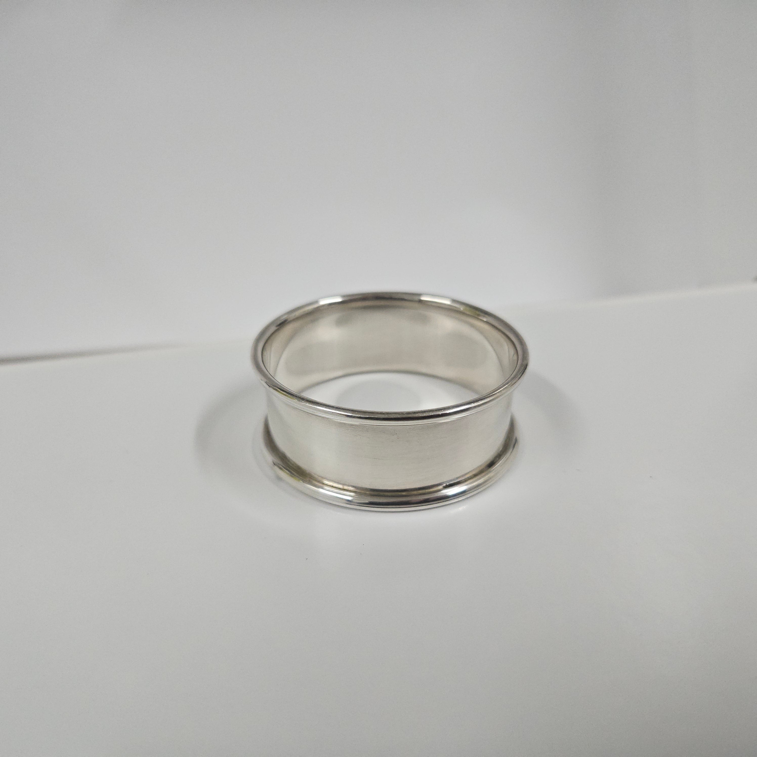 Vintage Sterling Silver Plain Serviette Ring | Antique & Vintage | Moonee Ponds Antiques | Australia Wide Delivery