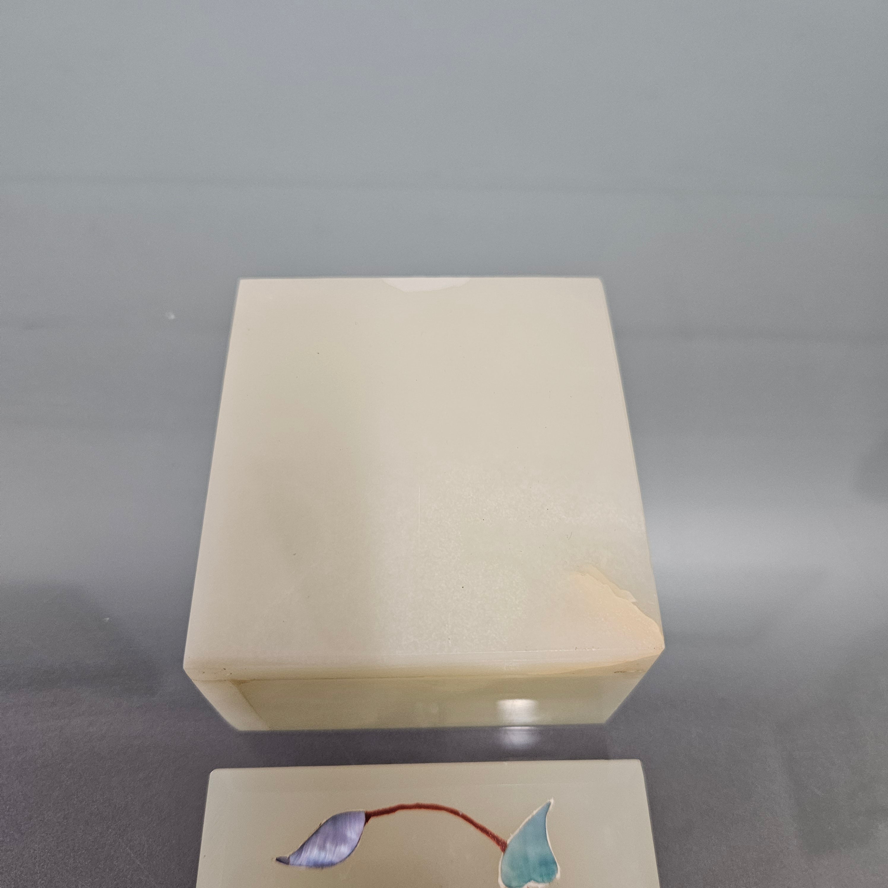 Vintage Inlaid Onyx Lidded Trinket Box | Antique & Vintage | Moonee Ponds Antiques | Australia Wide Delivery