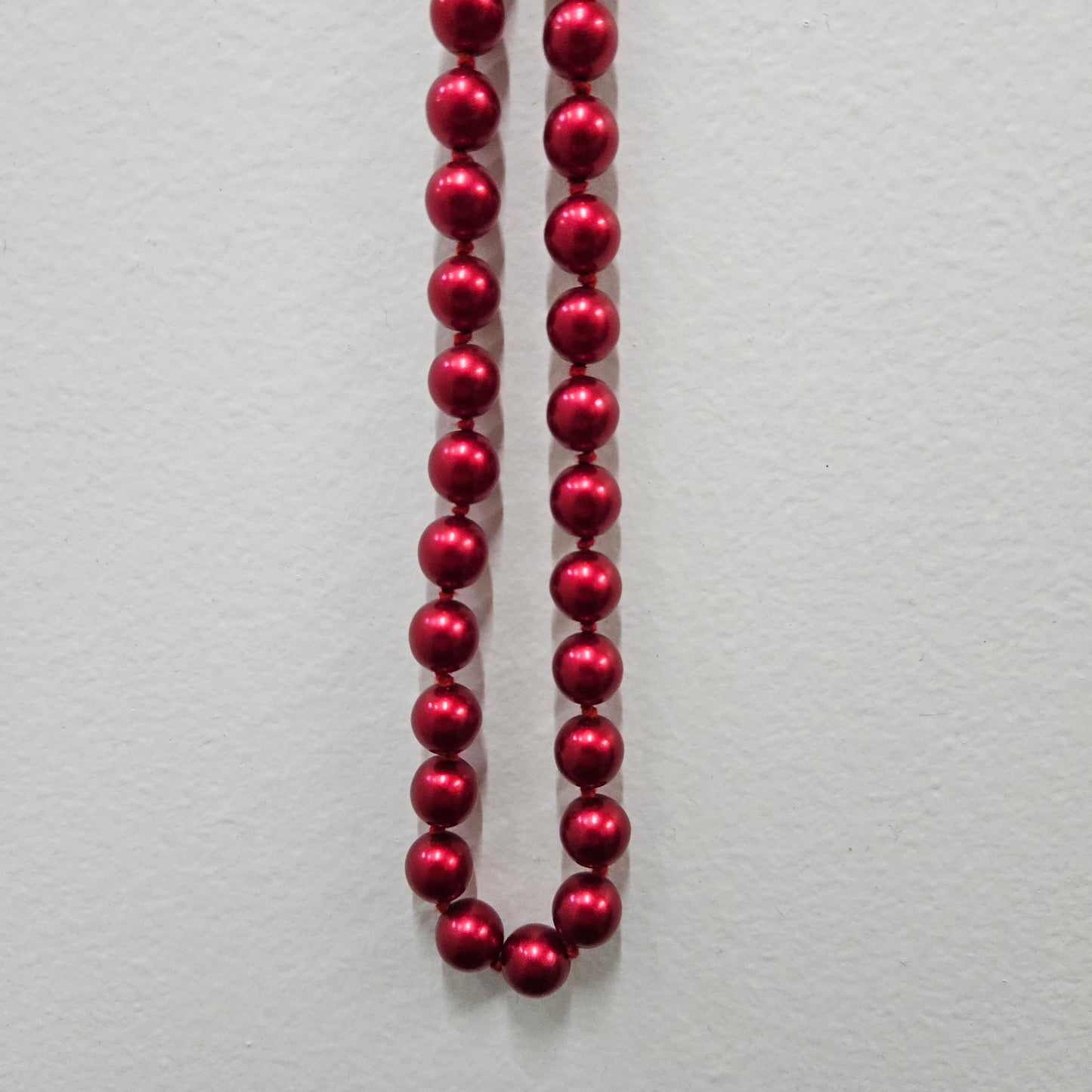 Vintage Red Glass Beads Necklace