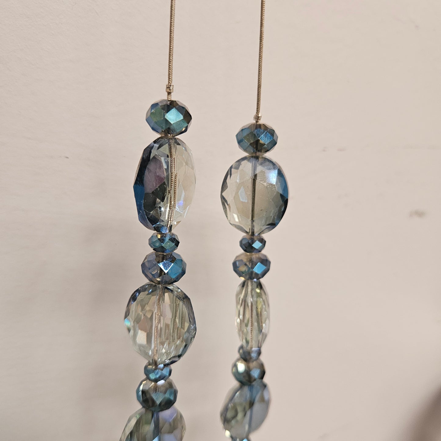 Vintage Blue Cut Crystal Bead Necklace