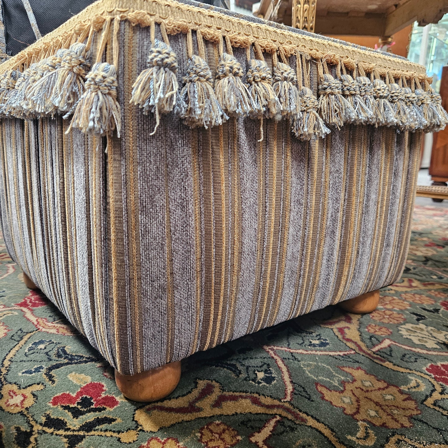 Vintage Square Storage Upholstered Ottoman