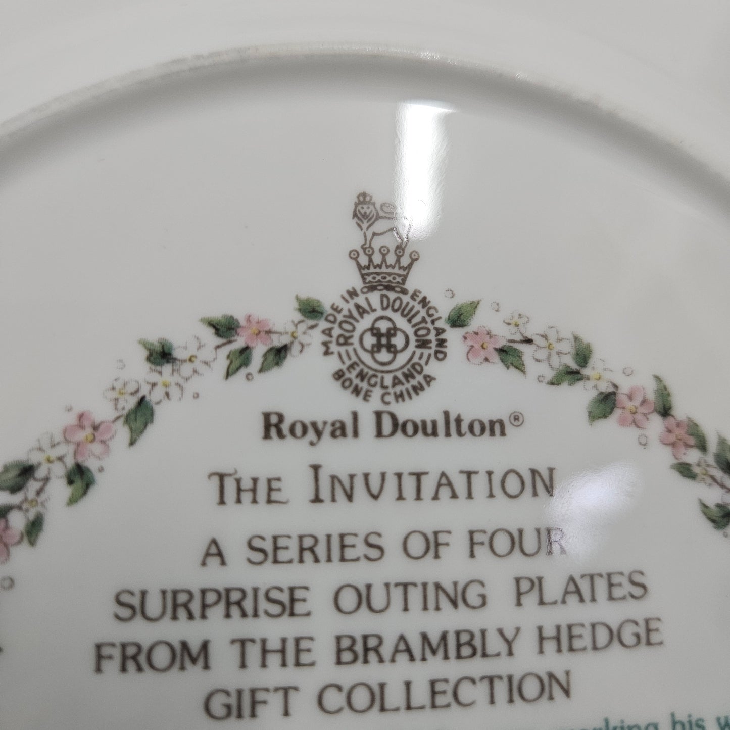 Vintage Royal Doulton Brambly Hedge "The Invitation" Plate Made in England