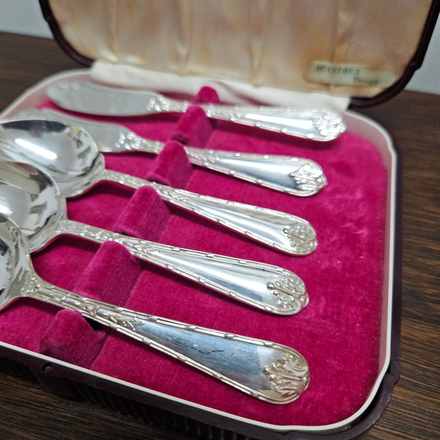 Bakelite Case Rodd EPNS Silver Butter Knives/Tea/Sugar Spoons